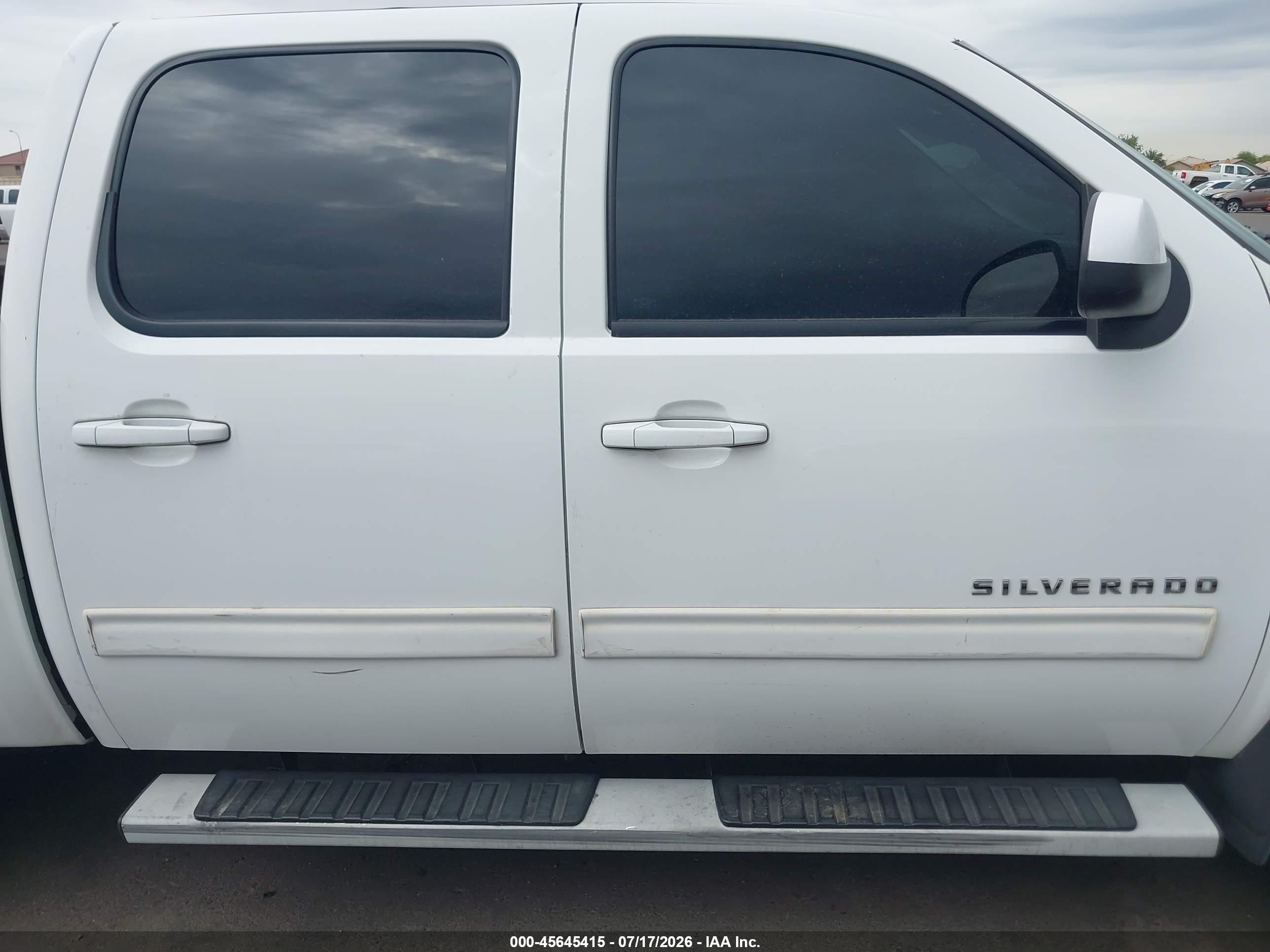 2013 Chevrolet Silverado 1500 Lt Белый vin: 3GCPKSE78DG337513