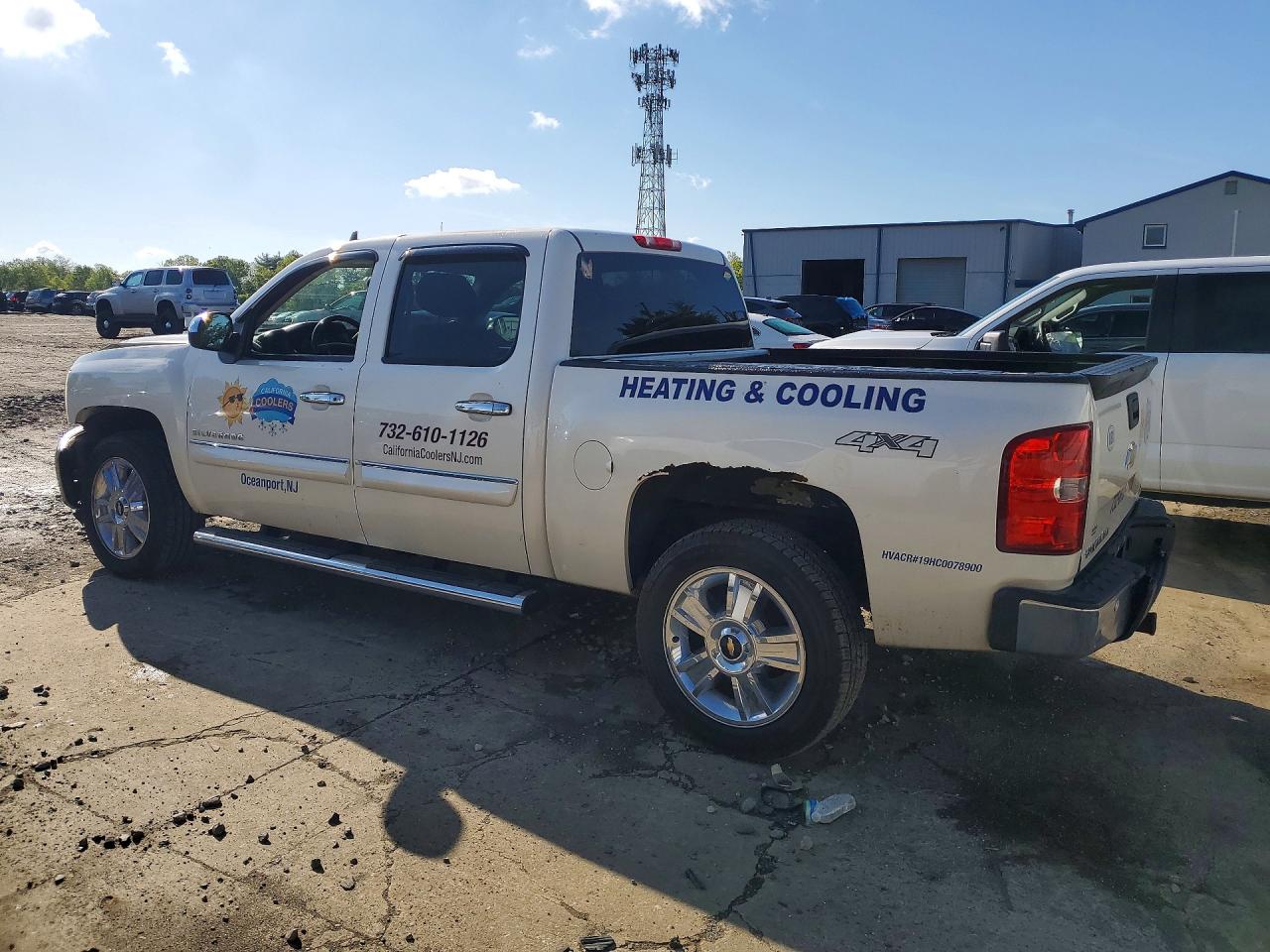 2013 Chevrolet Silverado K1500 Lt White vin: 3GCPKSE7XDG238028