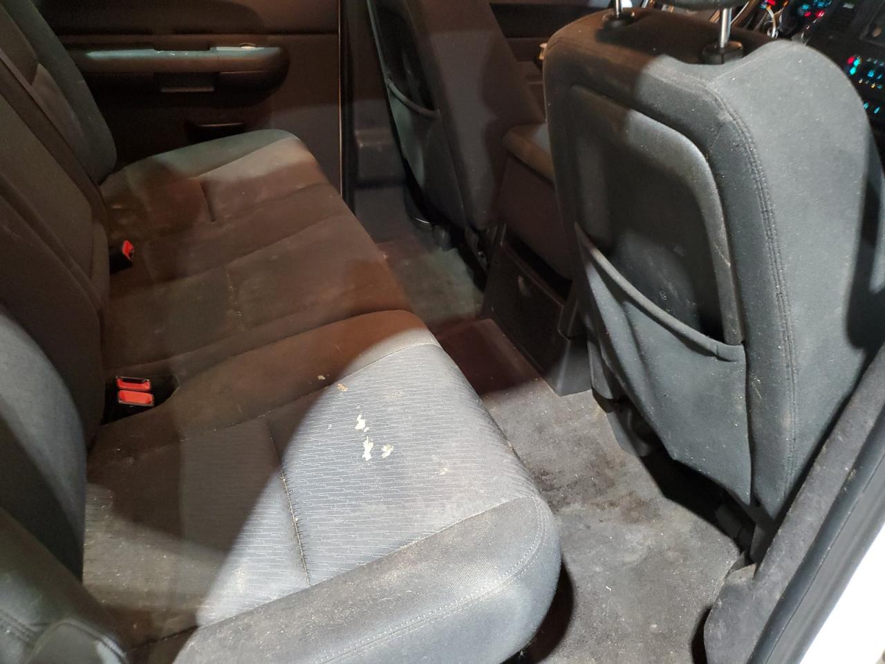 2013 Chevrolet Silverado K1500 Lt White vin: 3GCPKSE7XDG309597 Damage: Right Rear Carpet, Stained, Permanent
