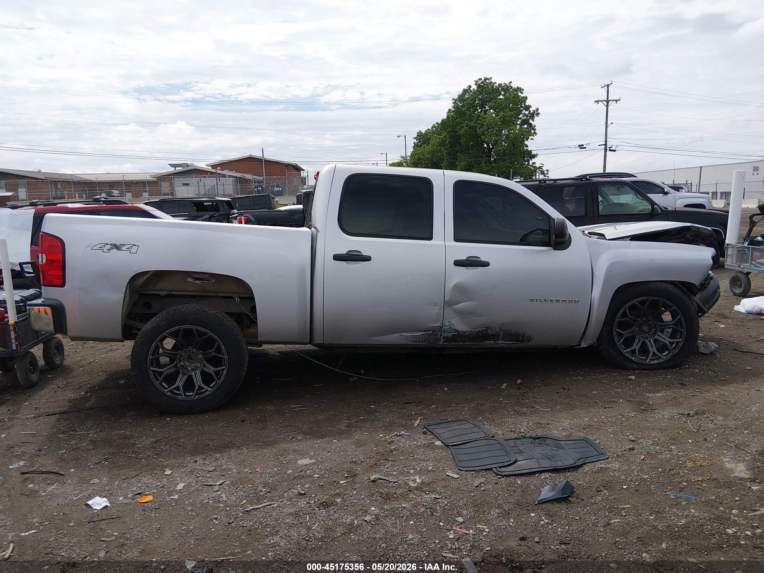 2013 Chevrolet Silverado 1500 Lt Silver vin: 3GCPKSE7XDG328277