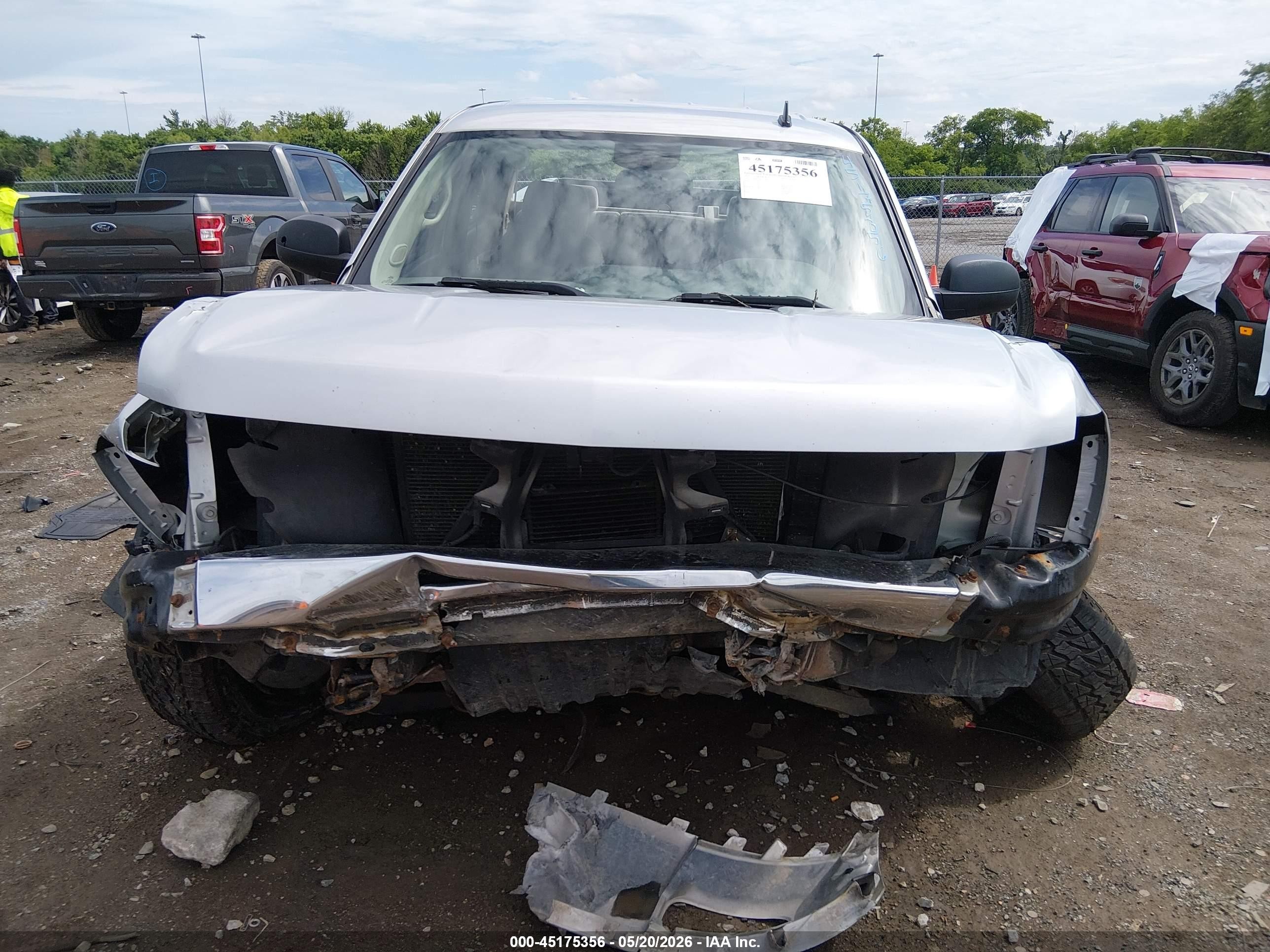 2013 Chevrolet Silverado 1500 Lt Silver vin: 3GCPKSE7XDG328277