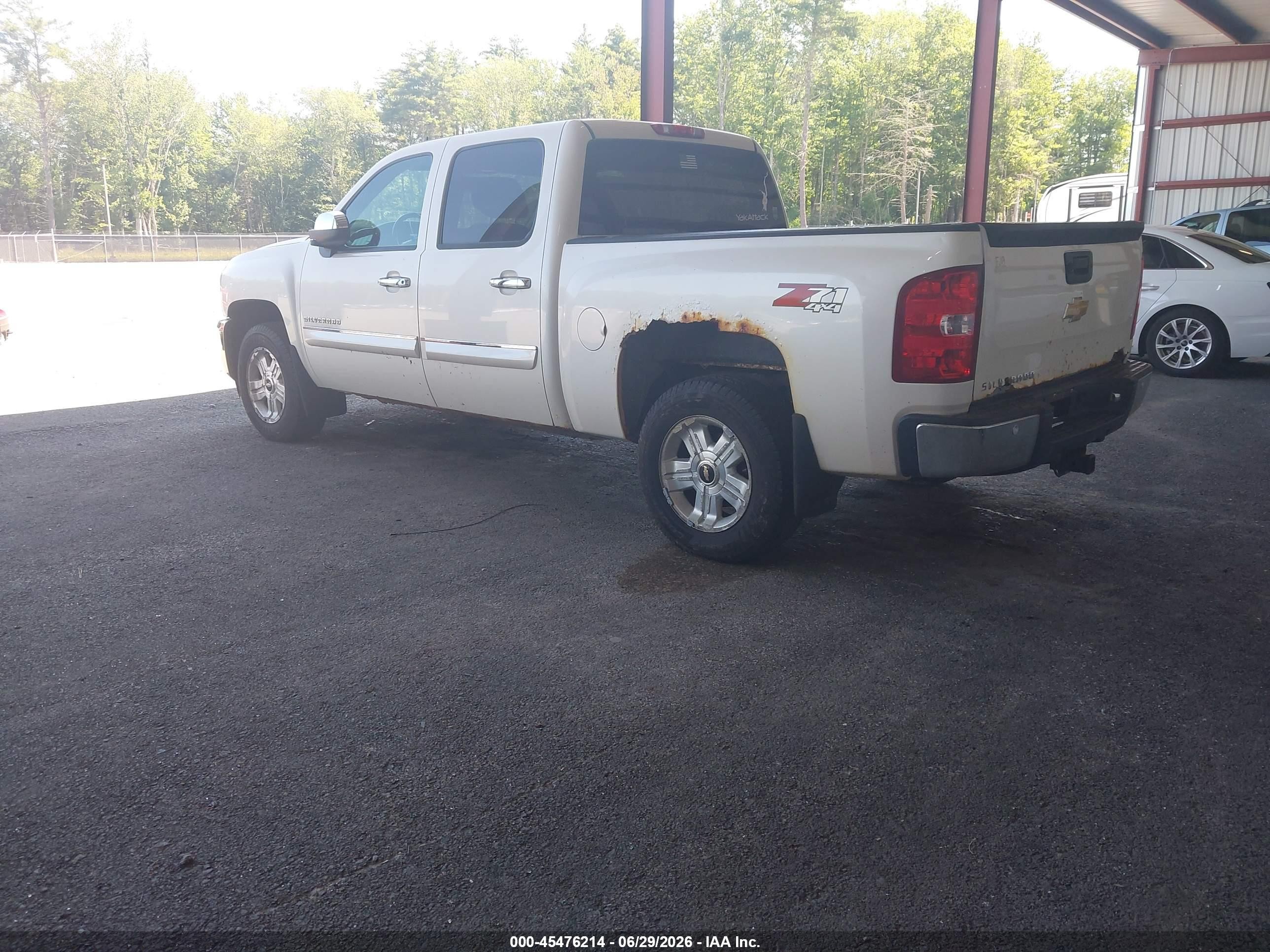 2013 Chevrolet Silverado 1500 Lt White vin: 3GCPKSE7XDG366253
