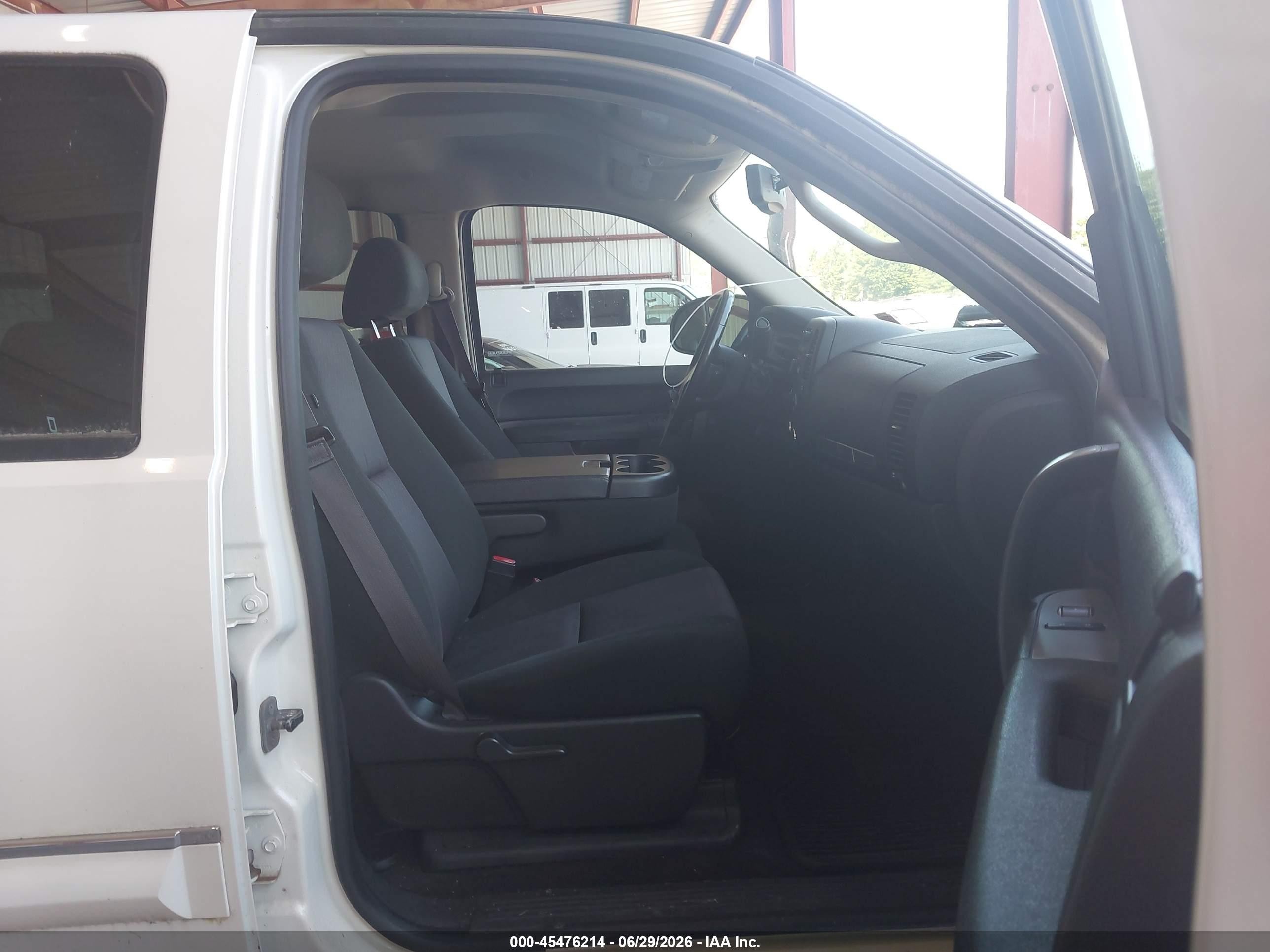 2013 Chevrolet Silverado 1500 Lt White vin: 3GCPKSE7XDG366253