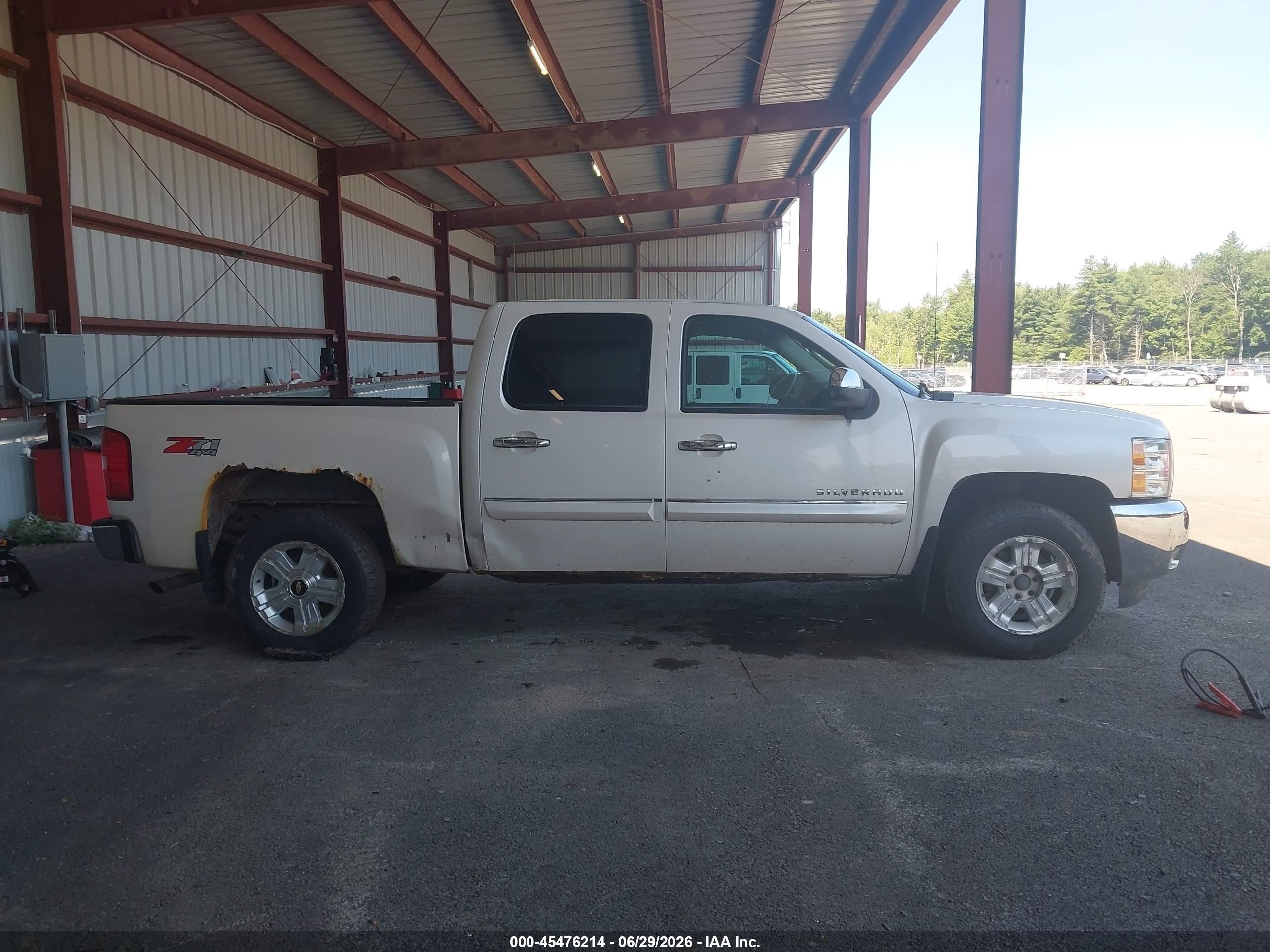 2013 Chevrolet Silverado 1500 Lt White vin: 3GCPKSE7XDG366253