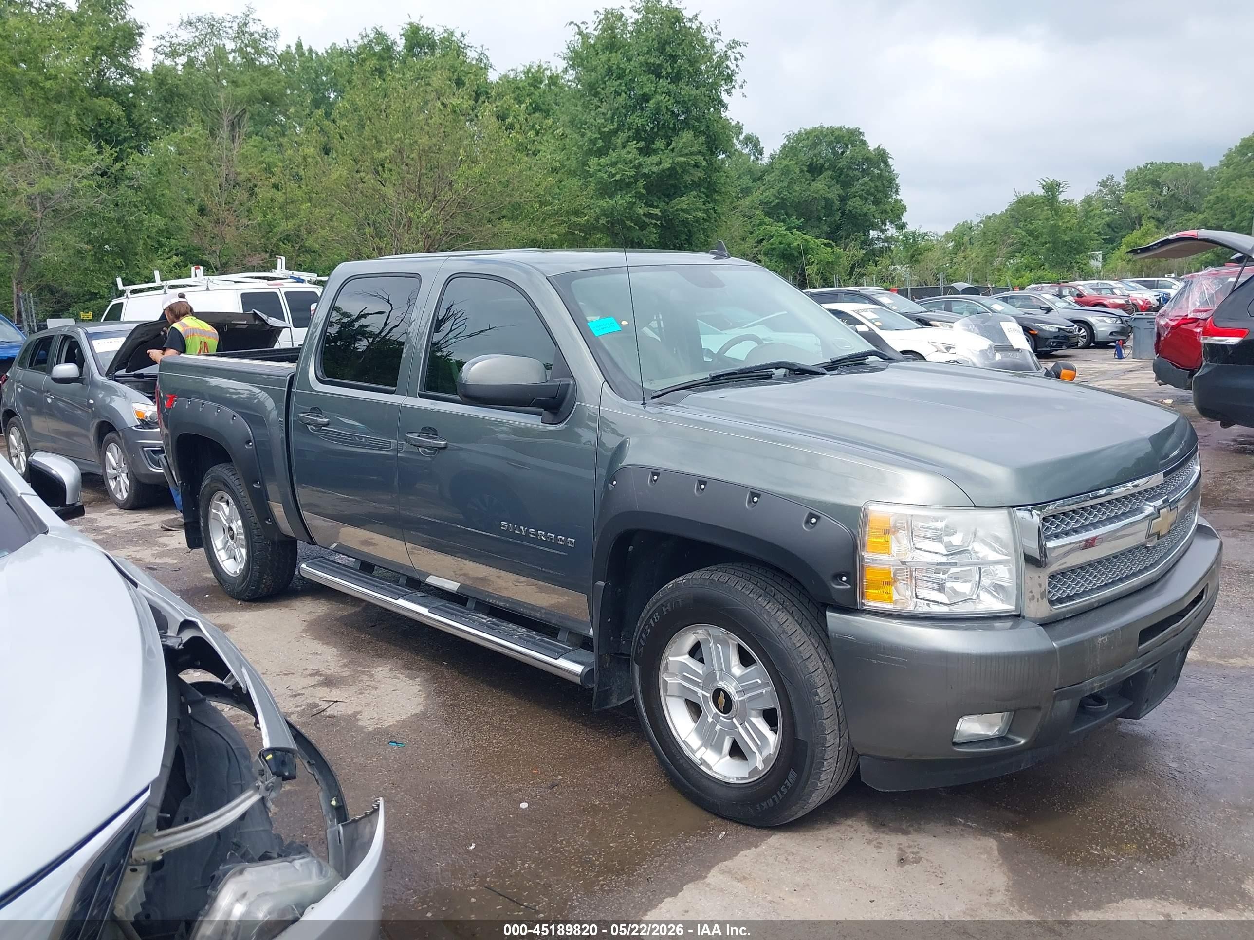 2011 Chevrolet Silverado 1500 Ltz Зеленый vin: 3GCPKTE20BG200220