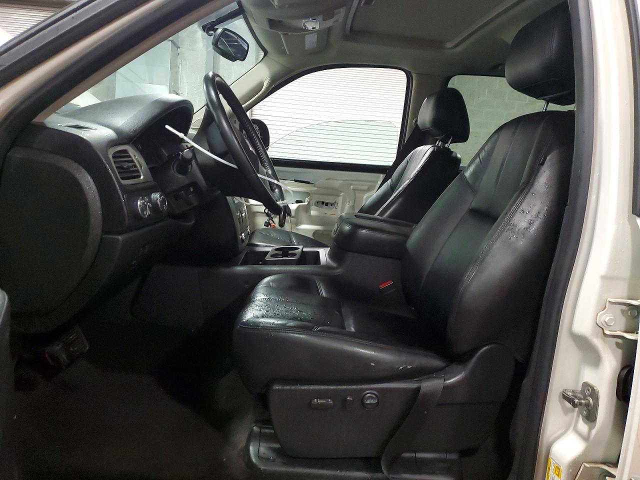 2012 Chevrolet Silverado K1500 Ltz Белый vin: 3GCPKTE22CG294795