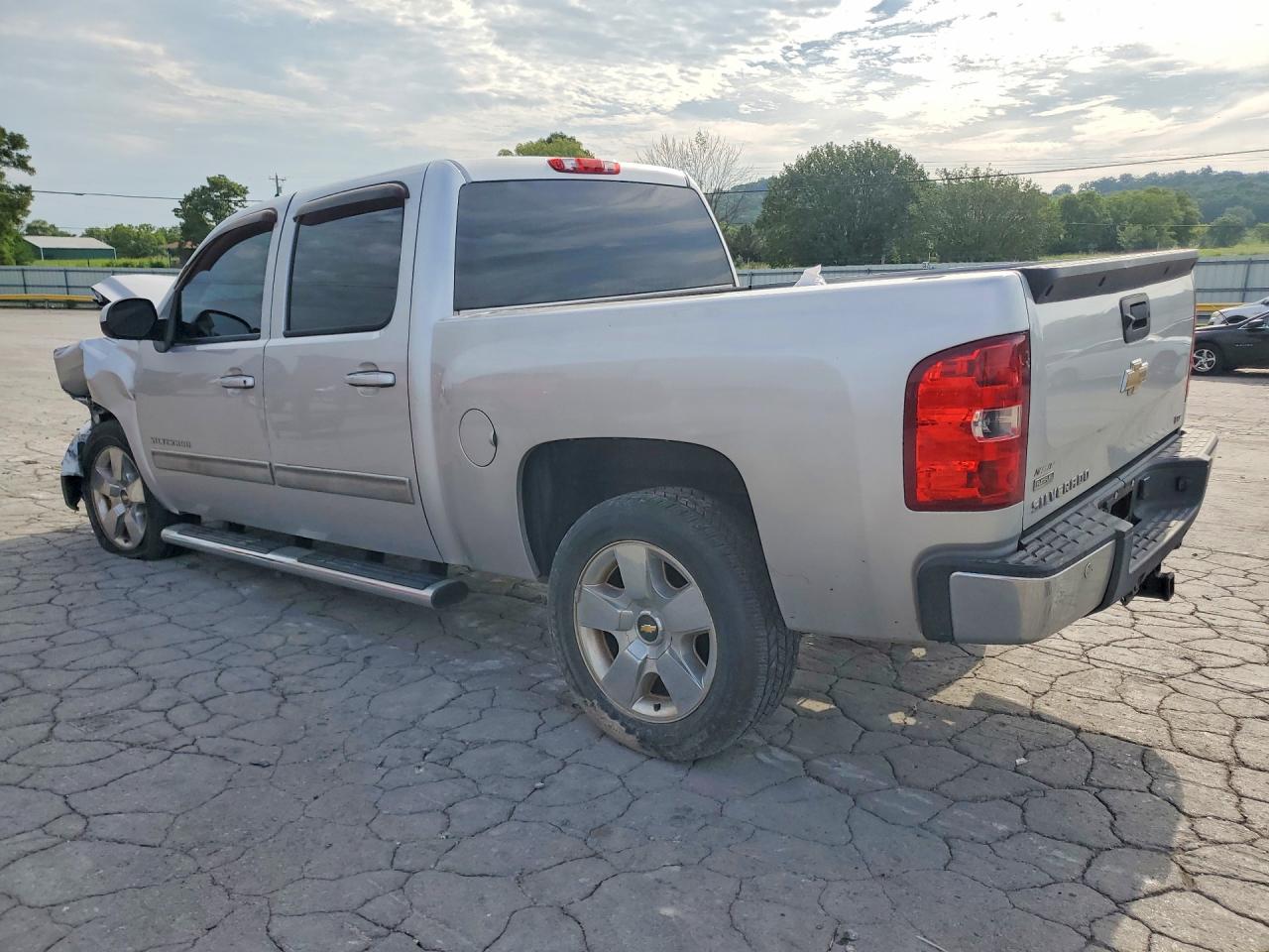 2011 Chevrolet Silverado K1500 Ltz Серебряный vin: 3GCPKTE27BG388010