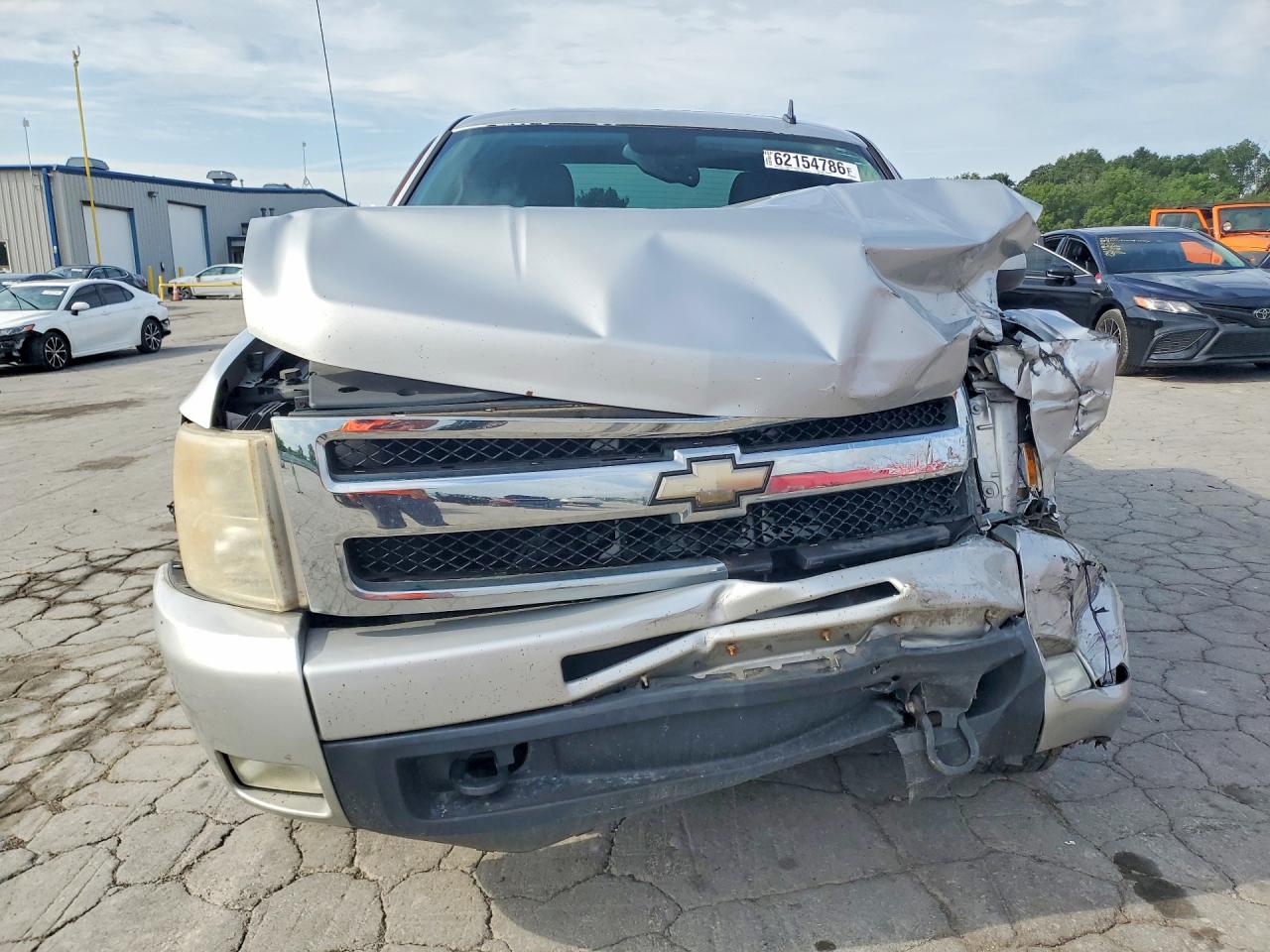 2011 Chevrolet Silverado K1500 Ltz Серебряный vin: 3GCPKTE27BG388010