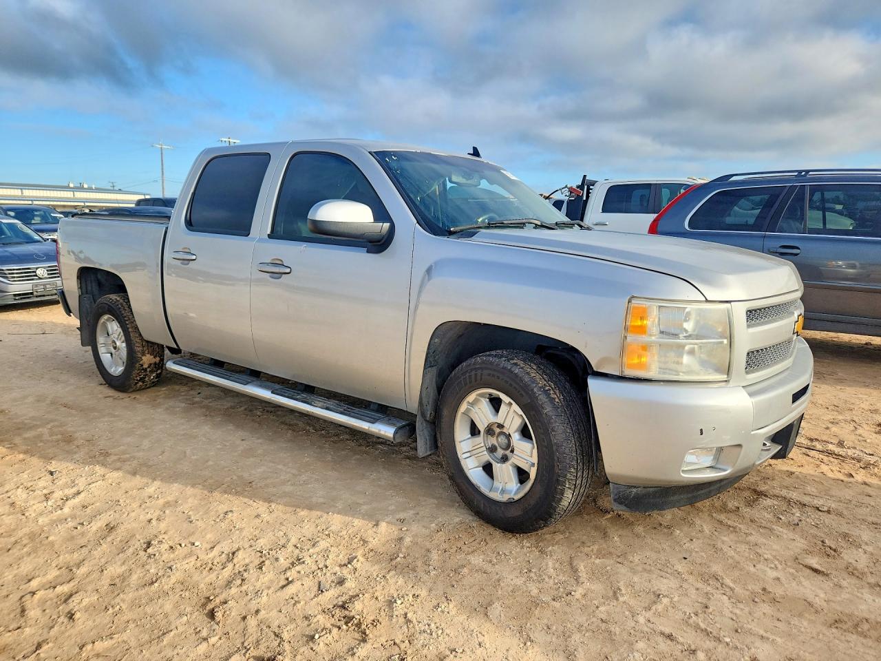 2011 Chevrolet Silverado K1500 Ltz Серебряный vin: 3GCPKTE32BG367087