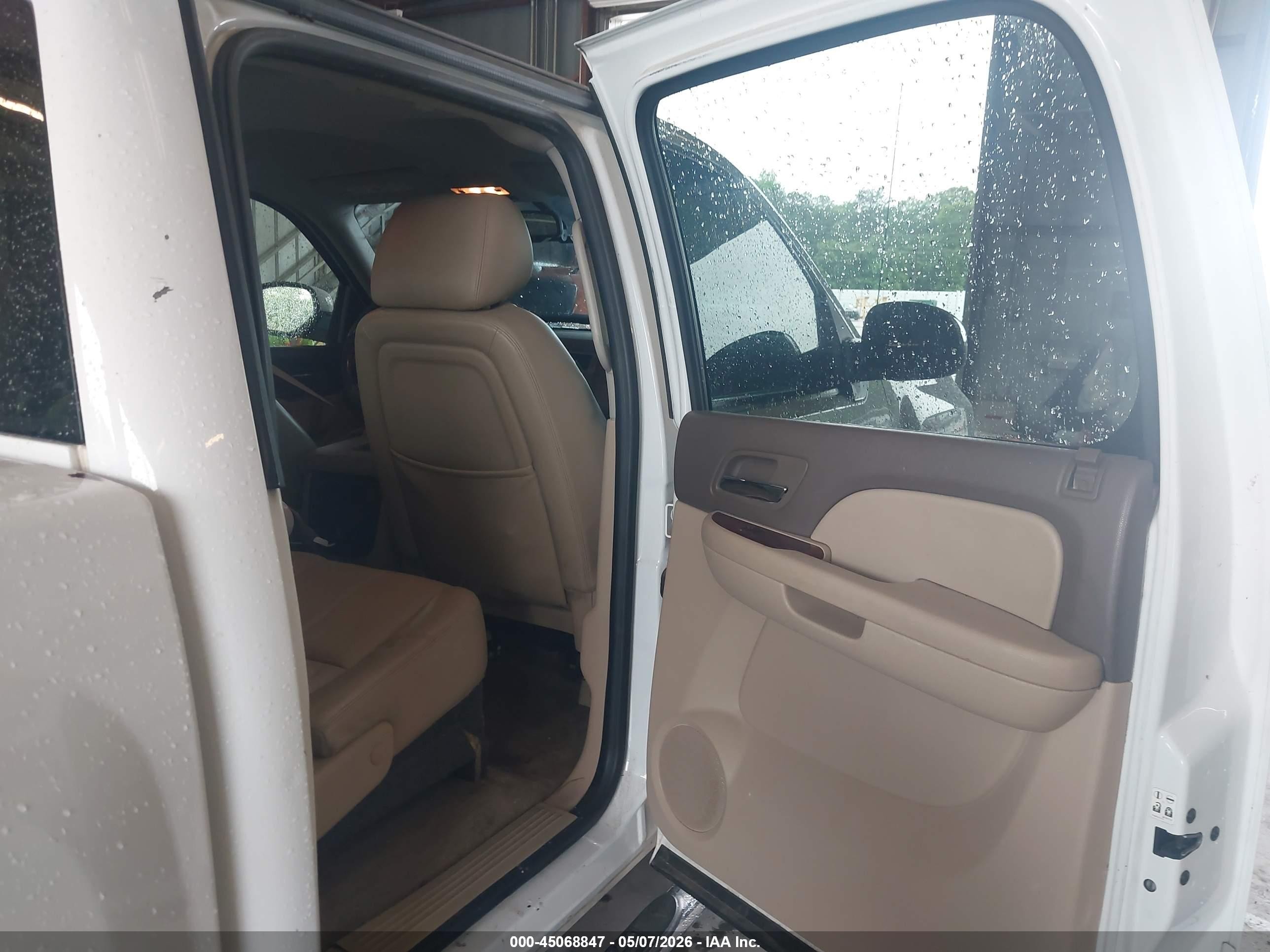2011 Chevrolet Silverado 1500 Ltz White vin: 3GCPKTE35BG314819