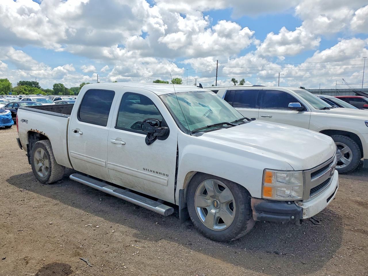 2011 Chevrolet Silverado K1500 Ltz White vin: 3GCPKTE35BG356701