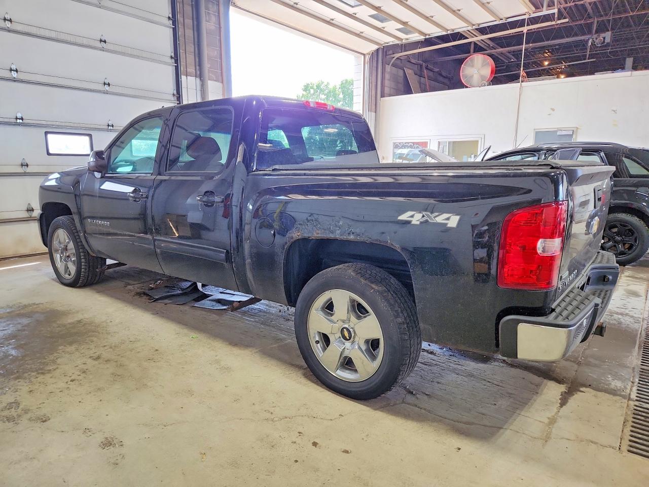 2011 Chevrolet Silverado K1500 Ltz Black vin: 3GCPKTE37BG401301