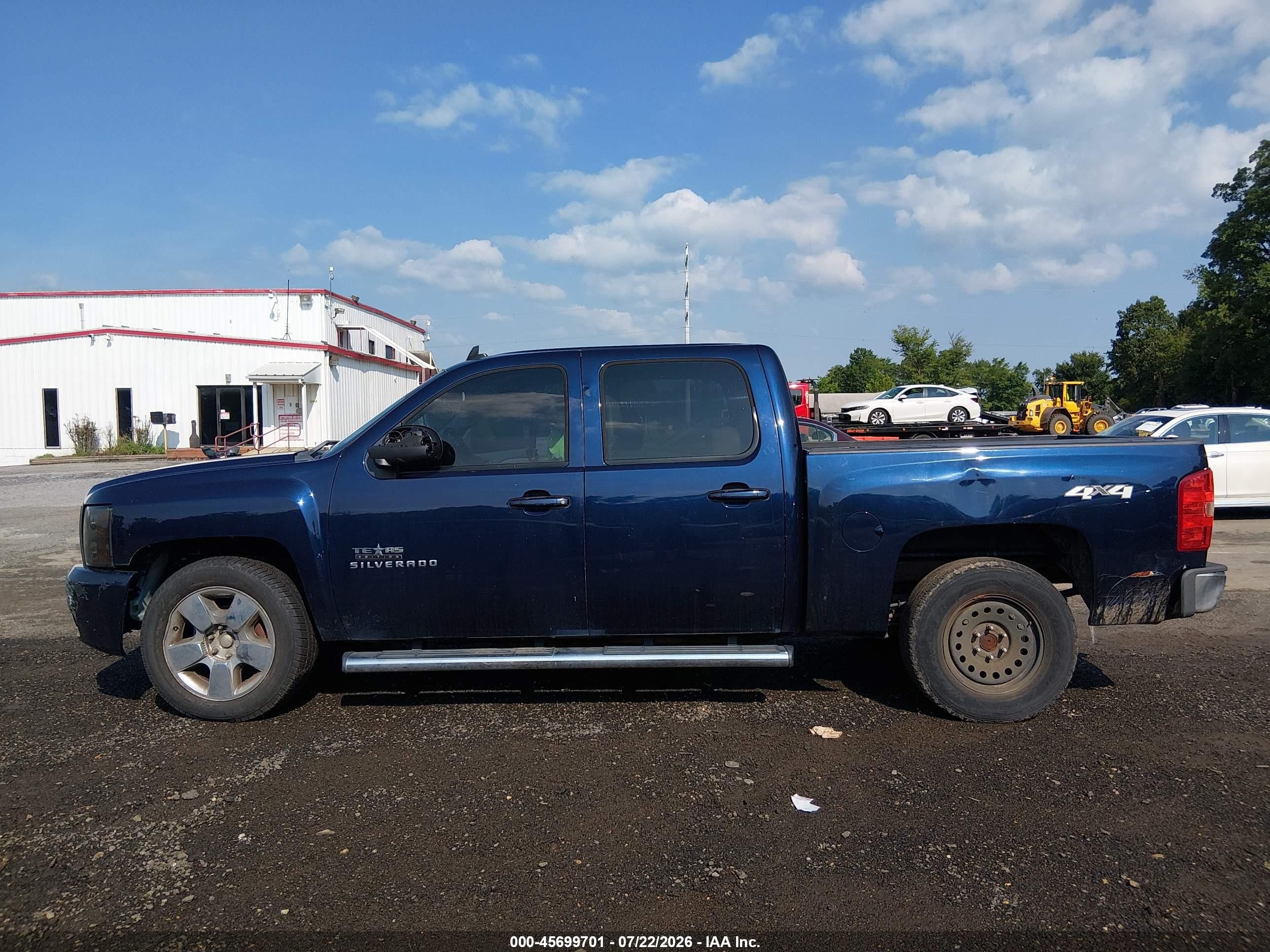 2011 Chevrolet Silverado 1500 Ltz Blue vin: 3GCPKTE38BG177035