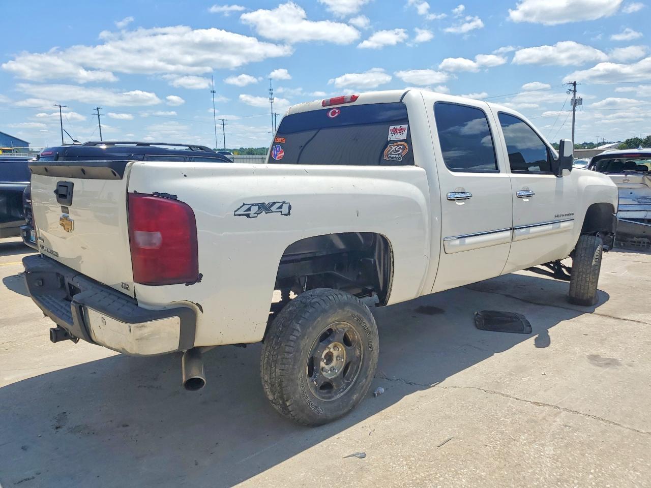 2011 Chevrolet Silverado K1500 Ltz Белый vin: 3GCPKTE3XBG317571