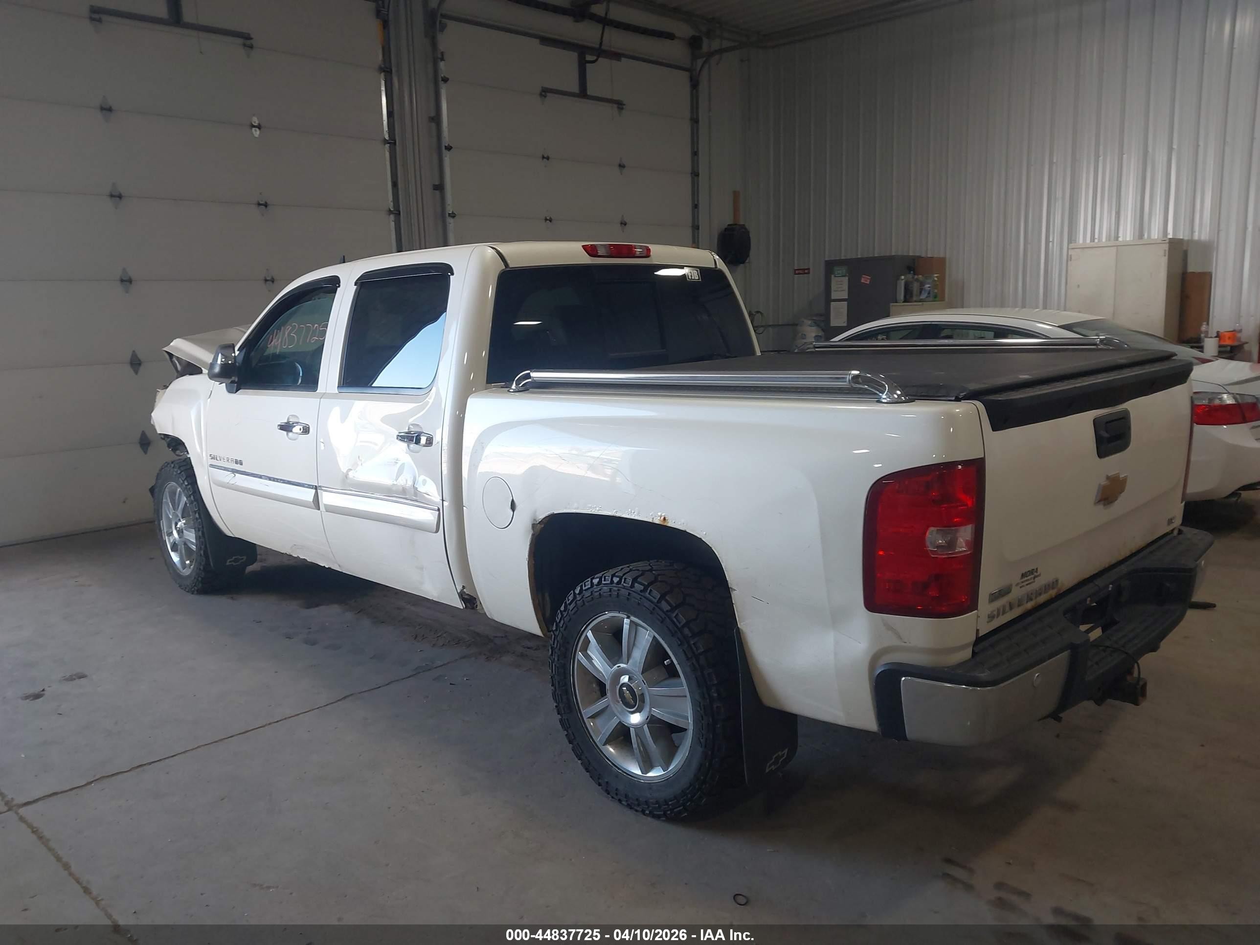 2012 Chevrolet Silverado 1500 Ltz Cream vin: 3GCPKTE72CG107602