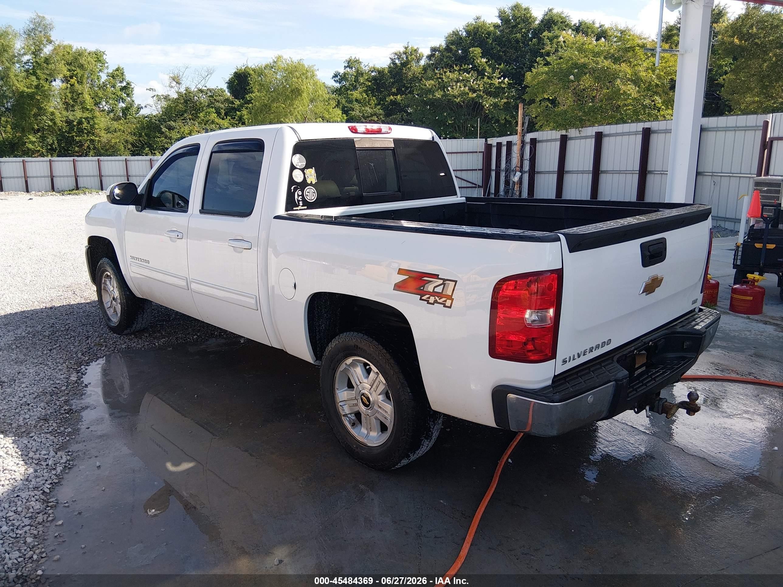 2013 Chevrolet Silverado 1500 Ltz White vin: 3GCPKTE74DG172548