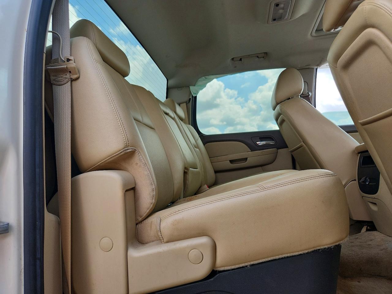 2012 Chevrolet Silverado K1500 Ltz White vin: 3GCPKTE75CG137547