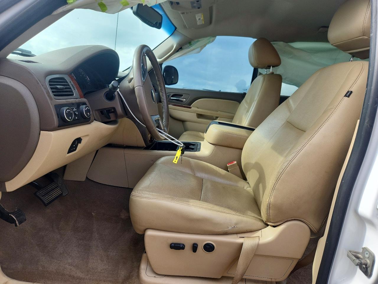 2013 Chev Other White vin: 3GCPKTE75DG168833