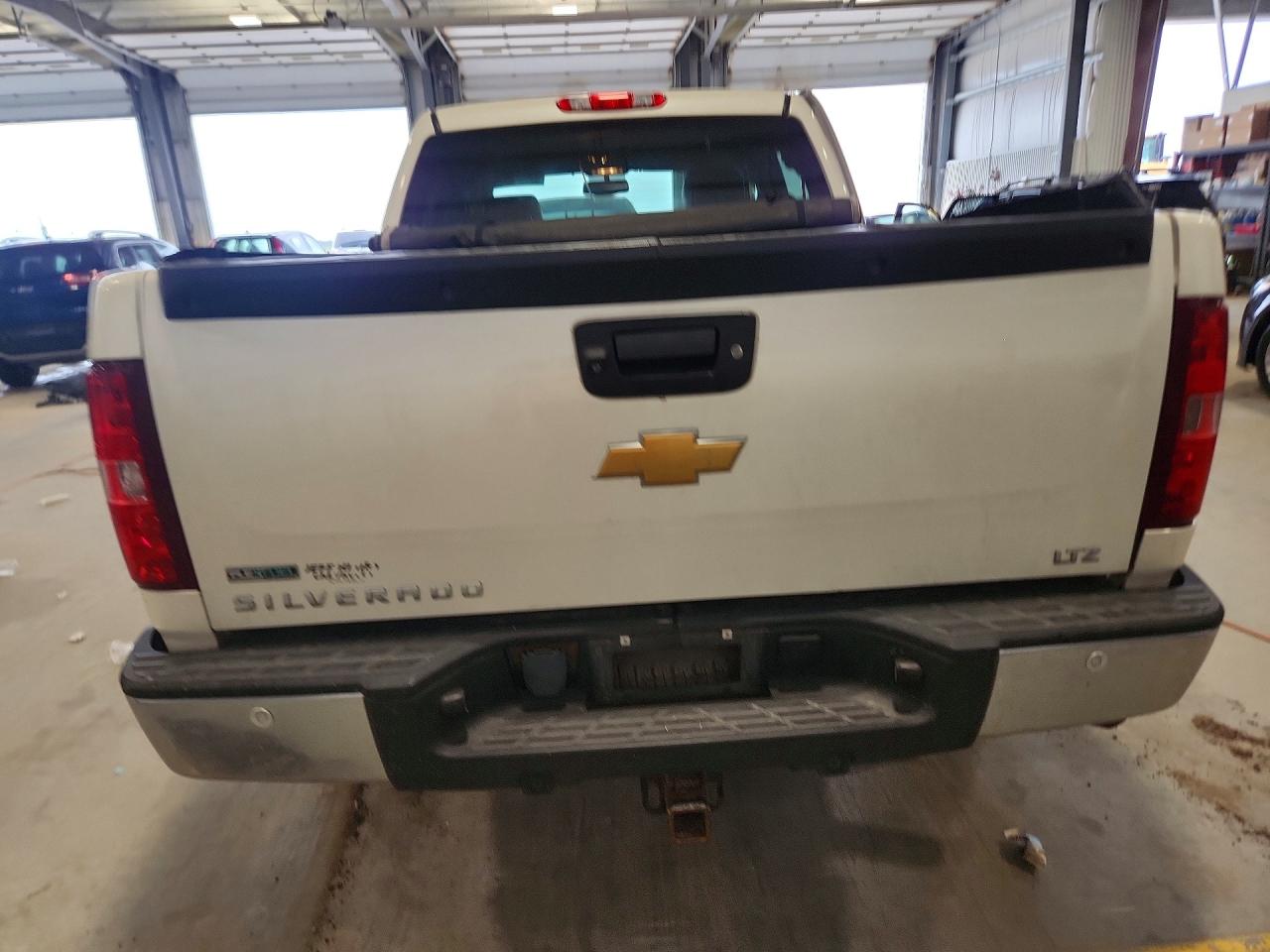 2012 Chevrolet Silverado K1500 Ltz White vin: 3GCPKTE76CG132244
