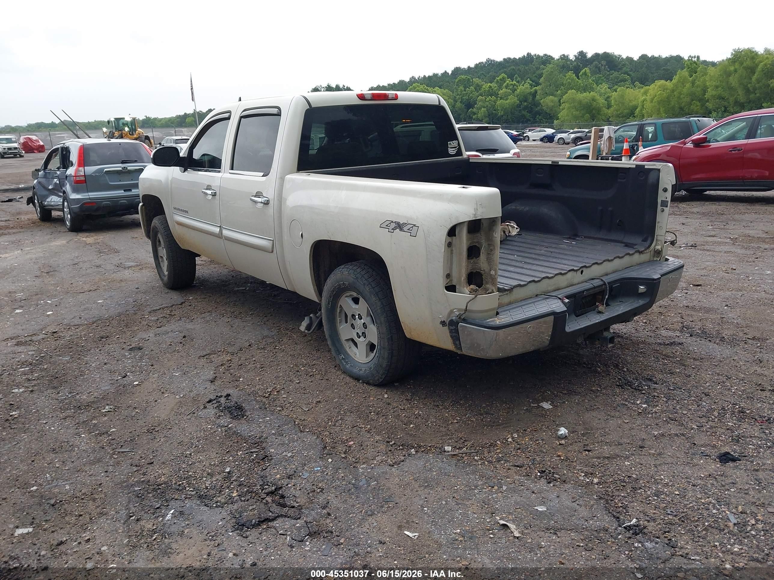 2013 Chevrolet Silverado 1500 Ltz White vin: 3GCPKTE77DG265077
