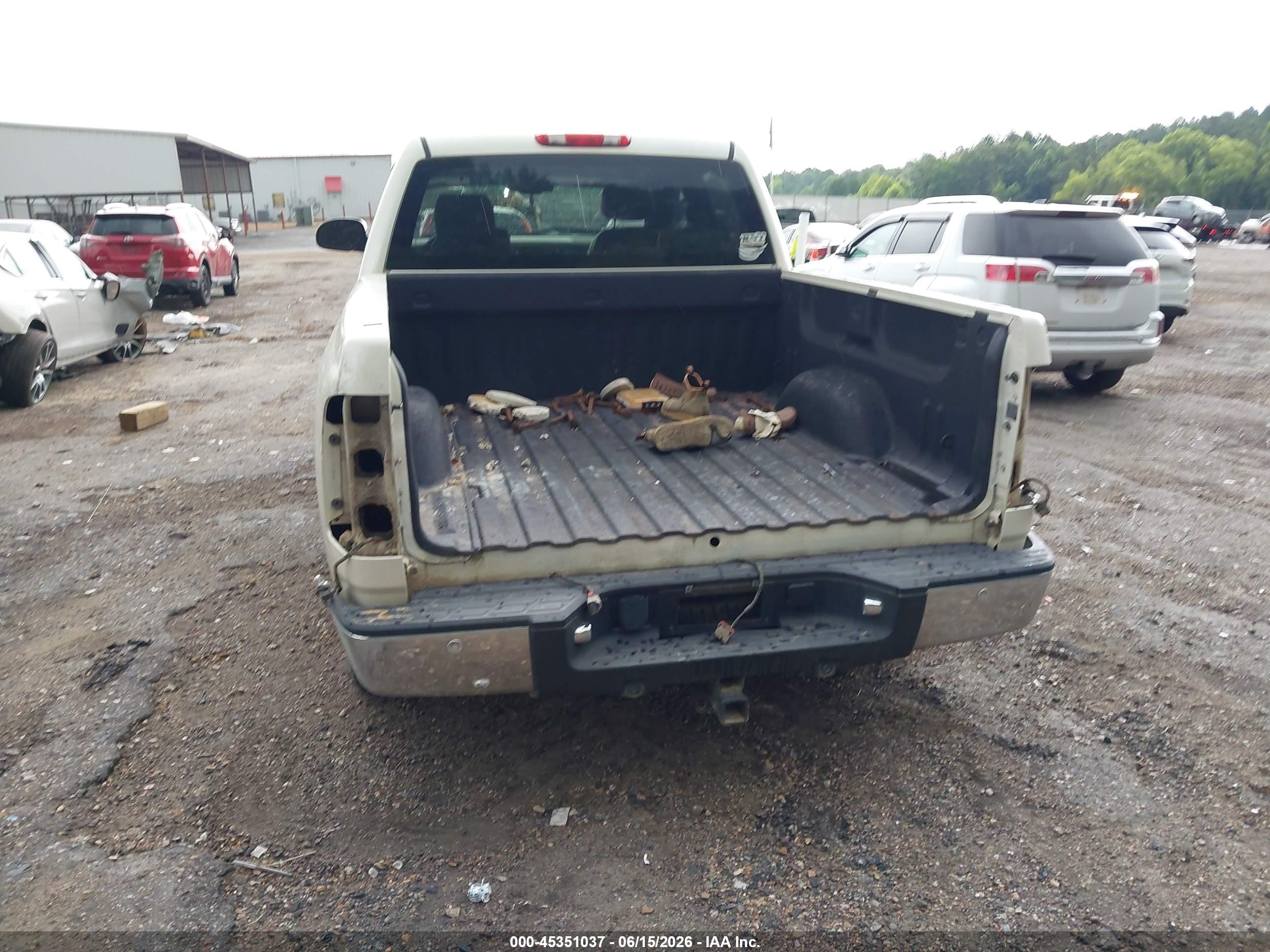 2013 Chevrolet Silverado 1500 Ltz White vin: 3GCPKTE77DG265077