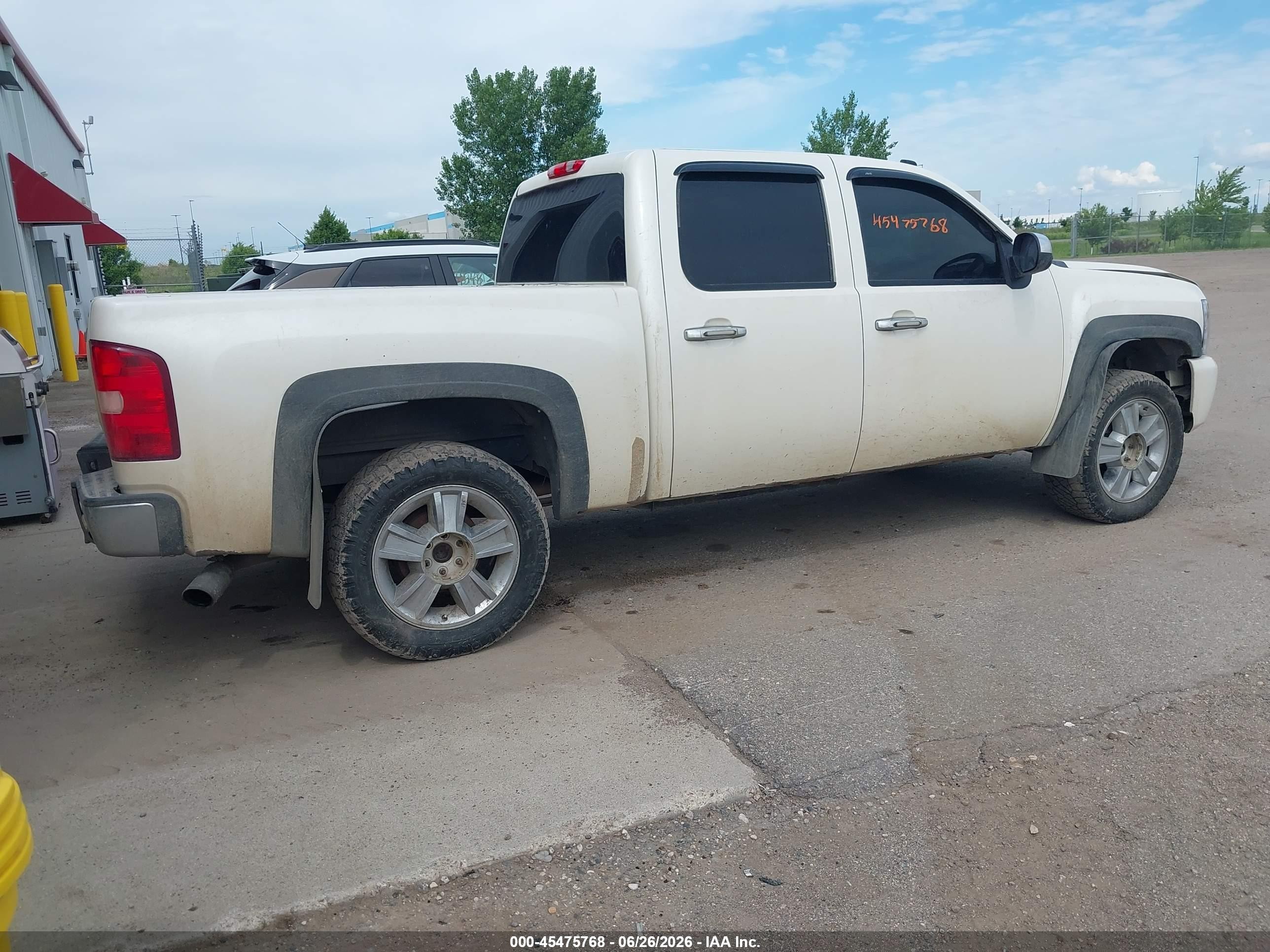 2012 Chevrolet Silverado 1500 Ltz White vin: 3GCPKTE79CG110674
