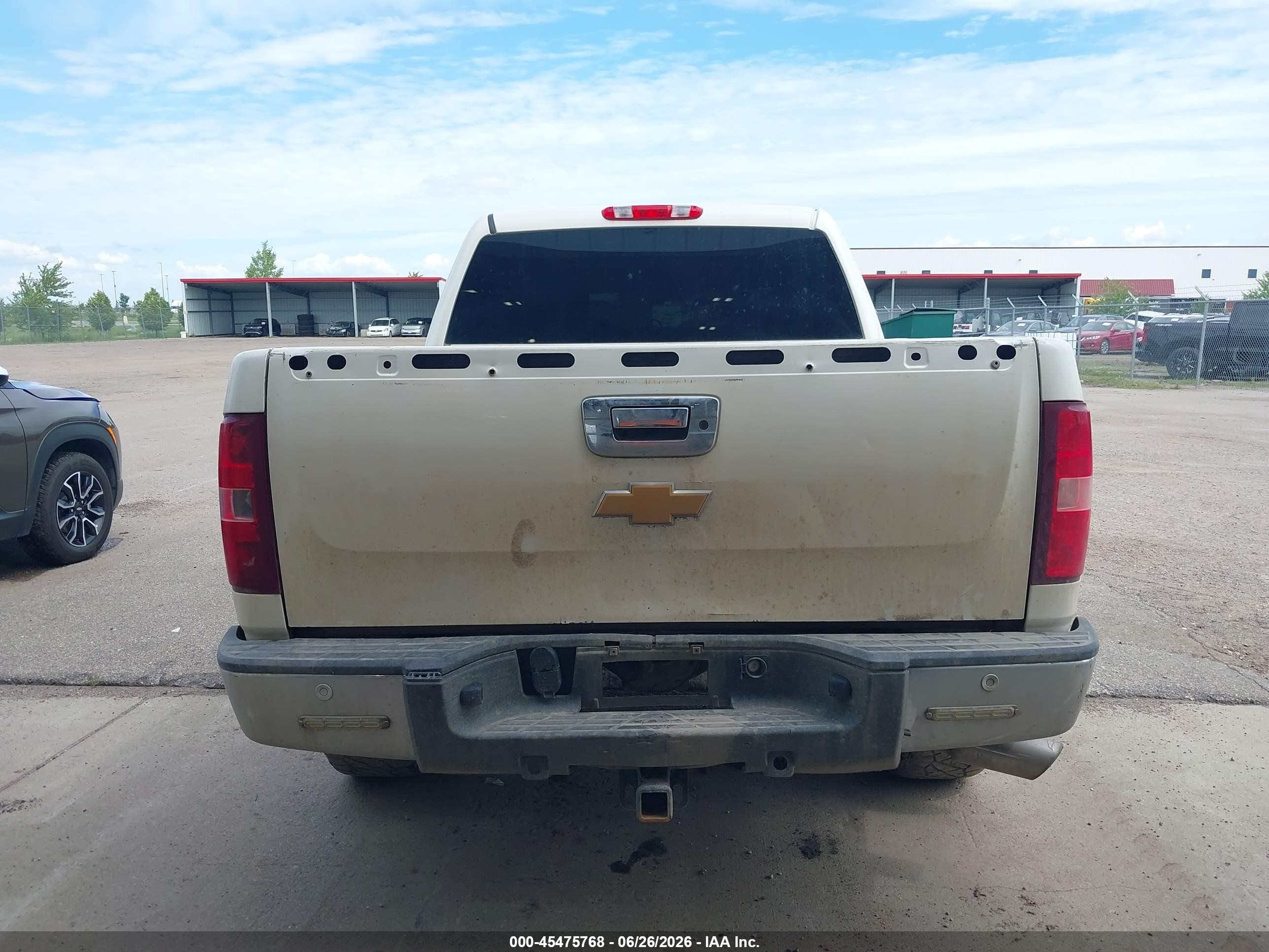 2012 Chevrolet Silverado 1500 Ltz White vin: 3GCPKTE79CG110674