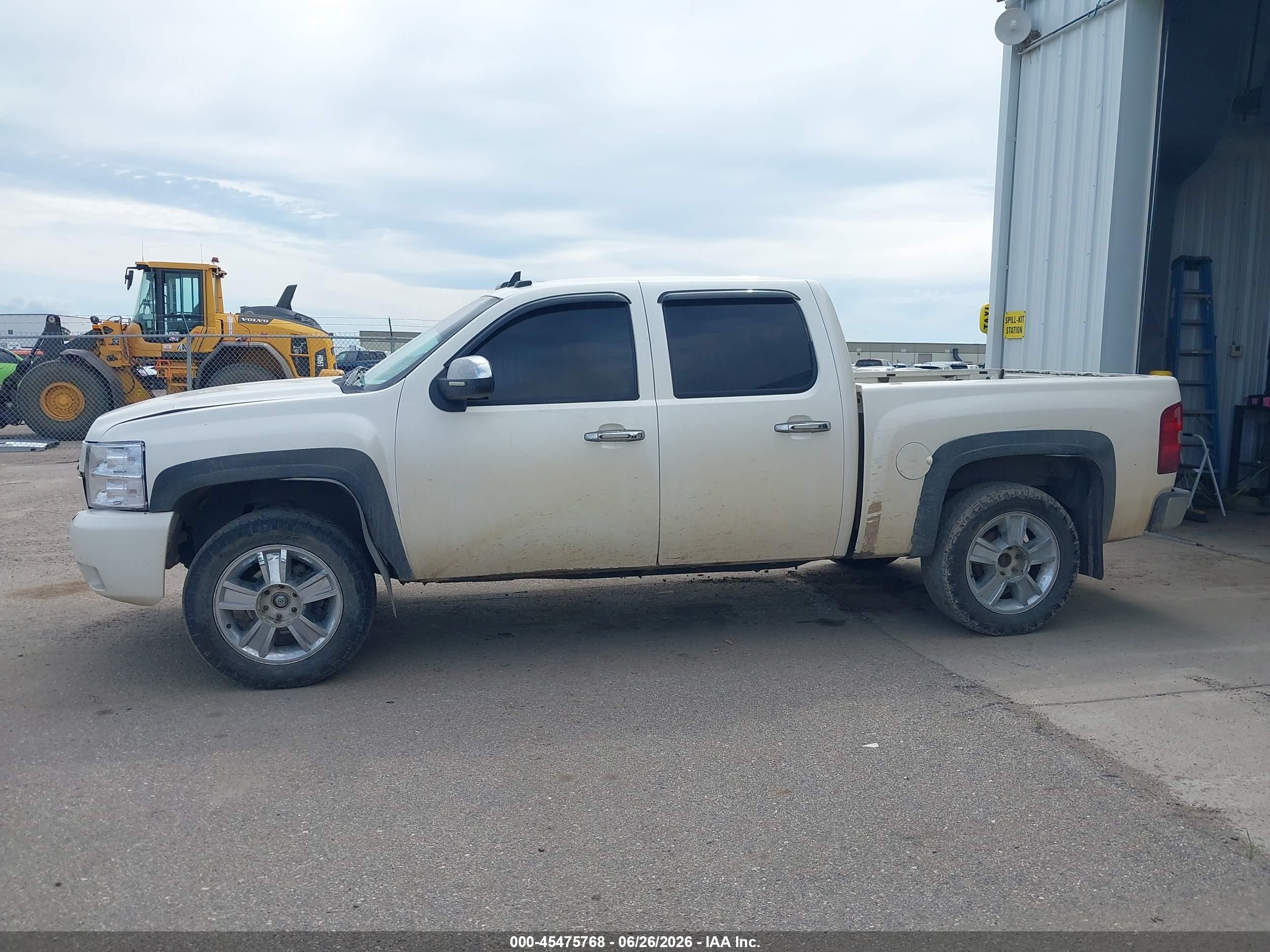 2012 Chevrolet Silverado 1500 Ltz White vin: 3GCPKTE79CG110674
