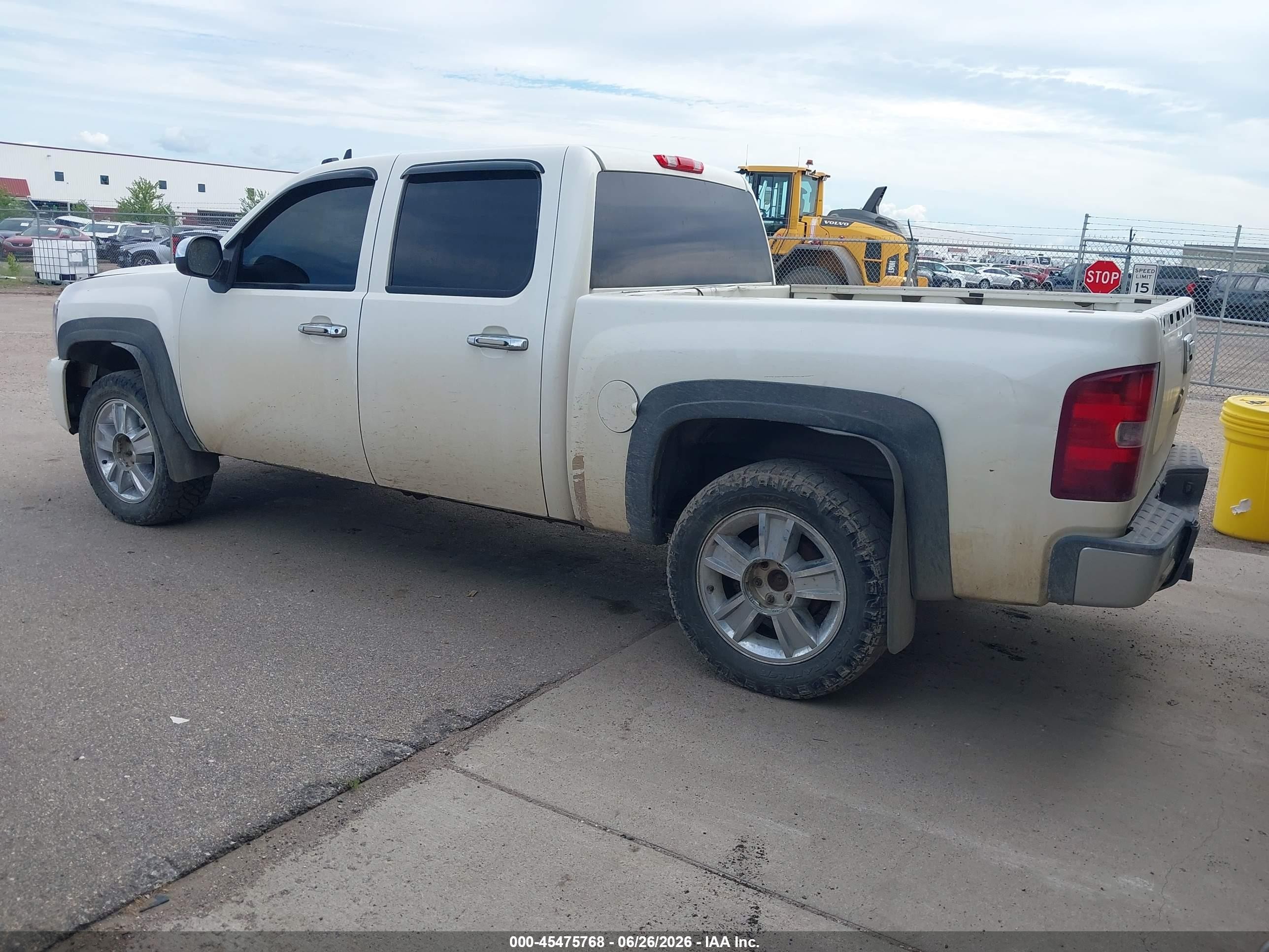 2012 Chevrolet Silverado 1500 Ltz White vin: 3GCPKTE79CG110674