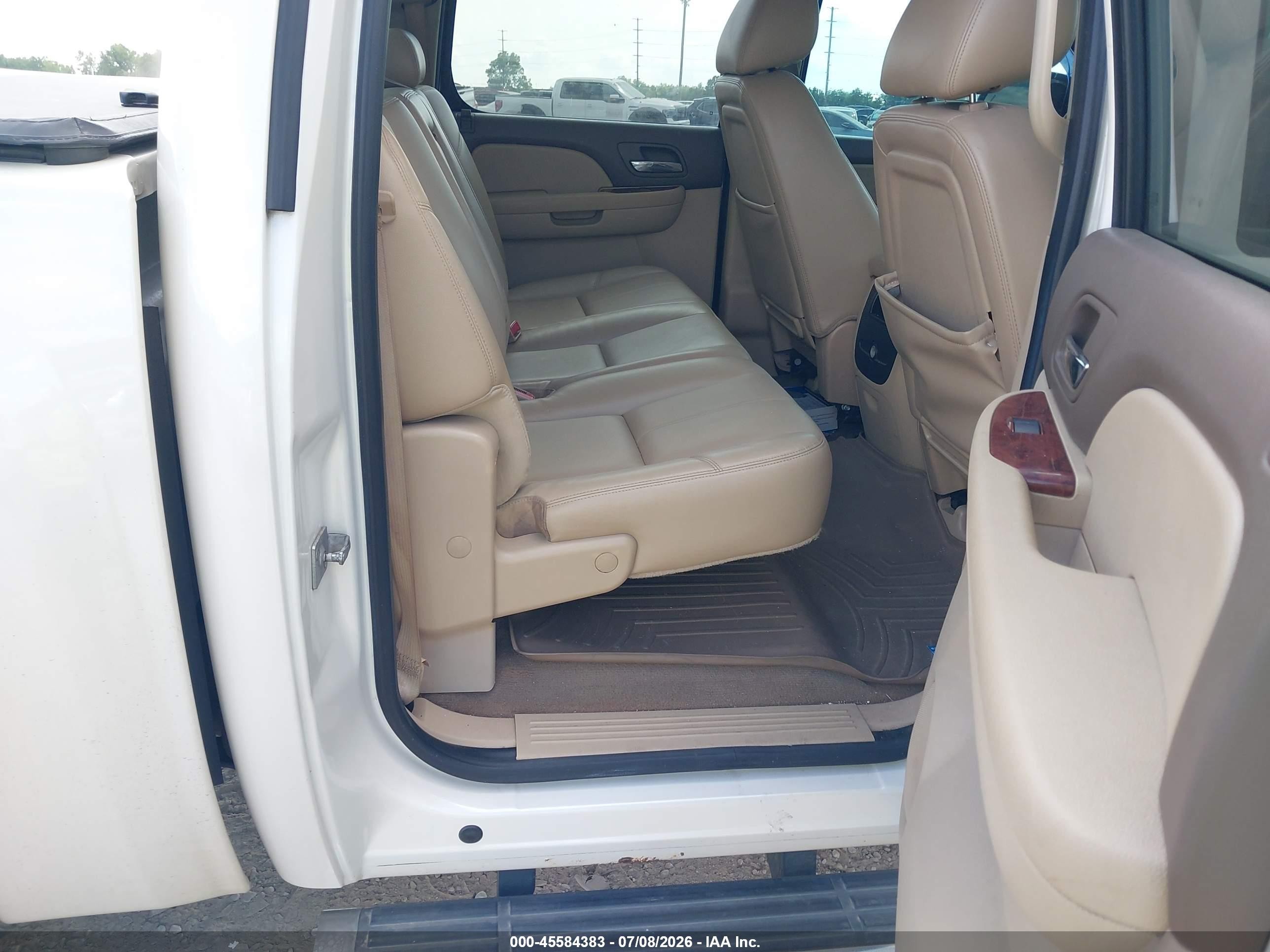 2012 Chevrolet Silverado 1500 Ltz White vin: 3GCPKTE79CG299178