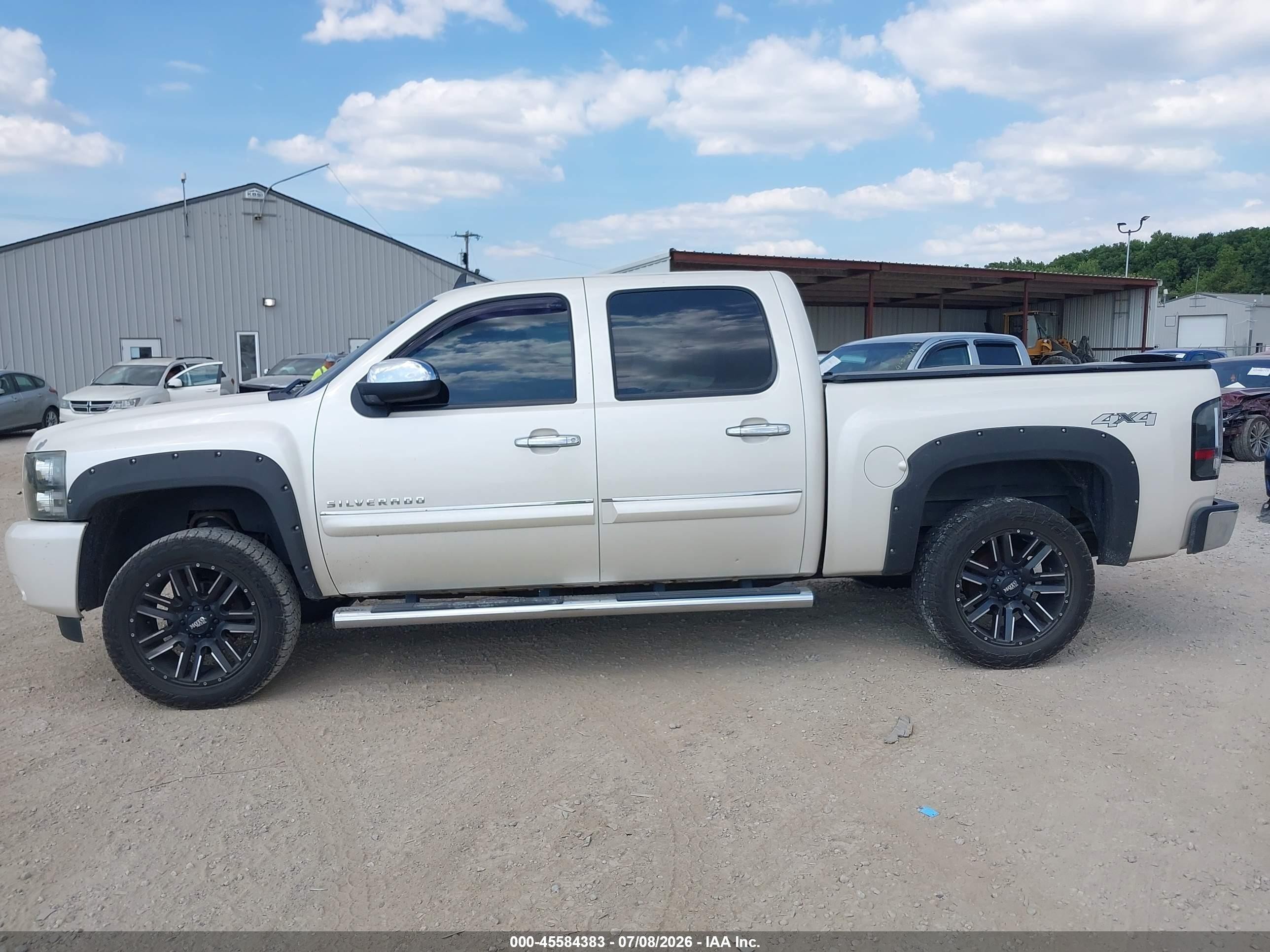 2012 Chevrolet Silverado 1500 Ltz White vin: 3GCPKTE79CG299178