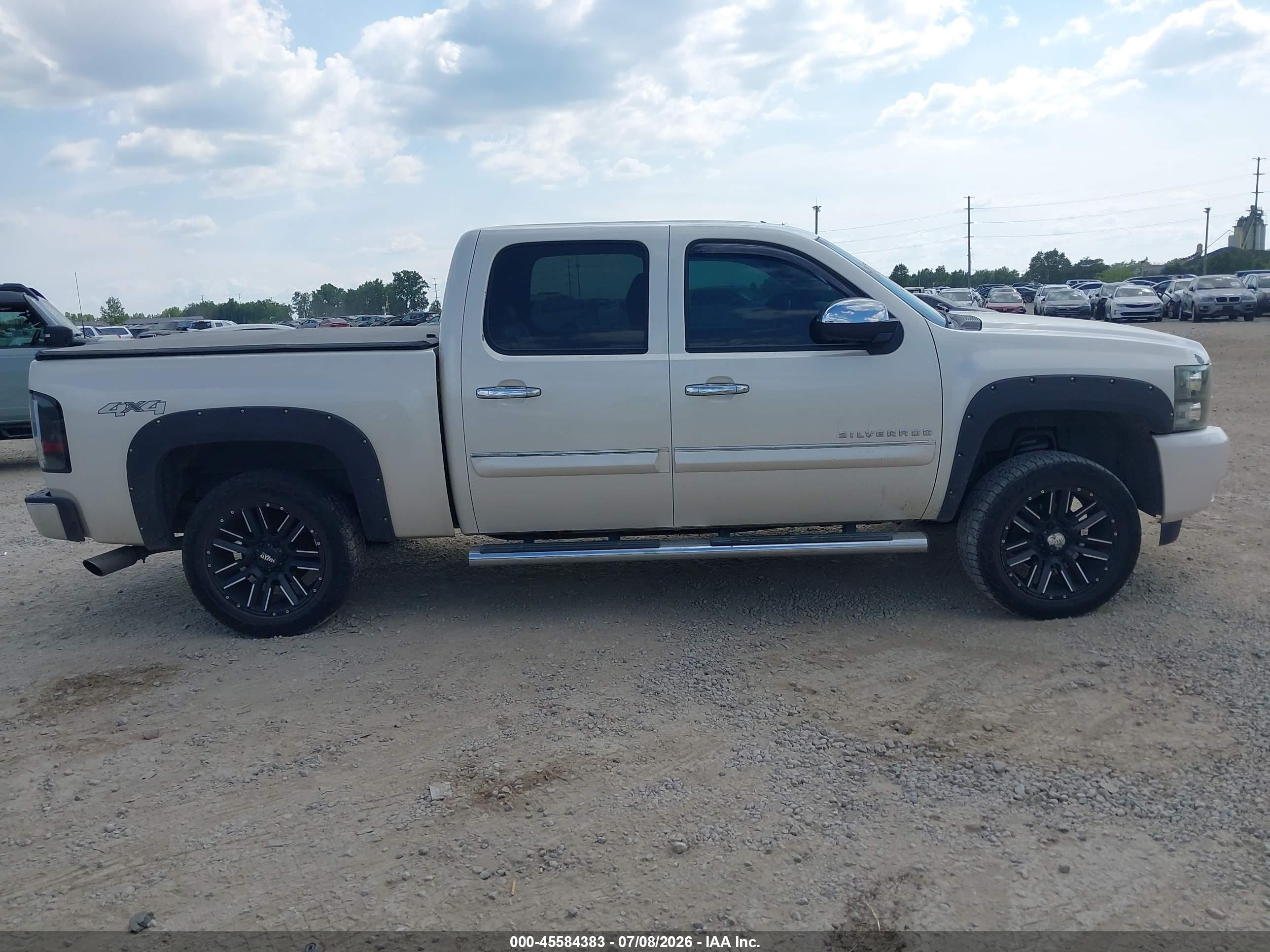 2012 Chevrolet Silverado 1500 Ltz White vin: 3GCPKTE79CG299178