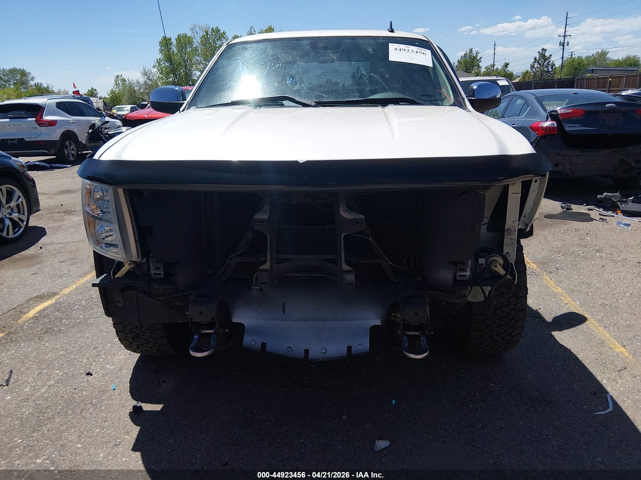 2012 Chevrolet Silverado 1500 Ltz White vin: 3GCPKTE7XCG168549