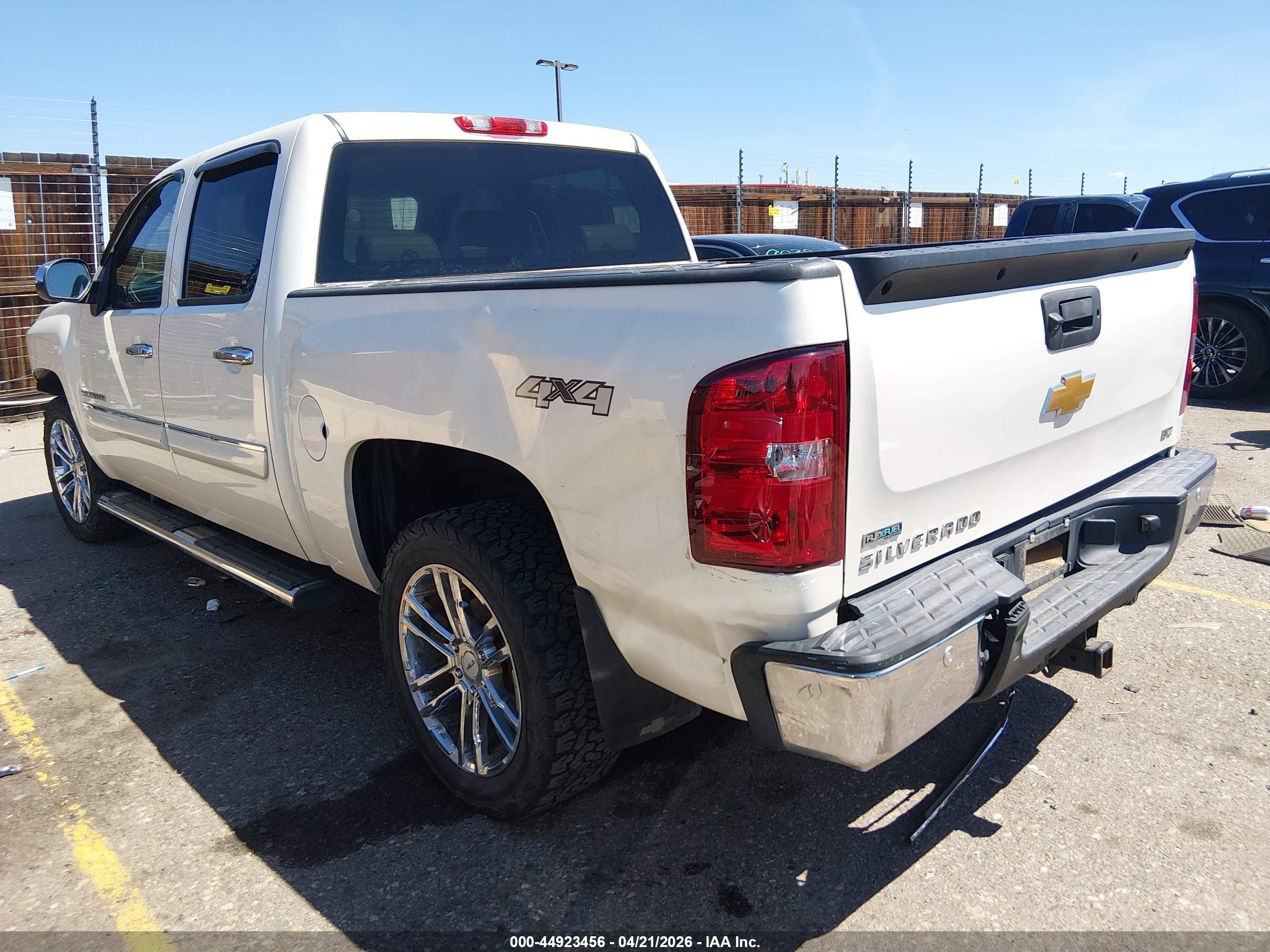 2012 Chevrolet Silverado 1500 Ltz White vin: 3GCPKTE7XCG168549