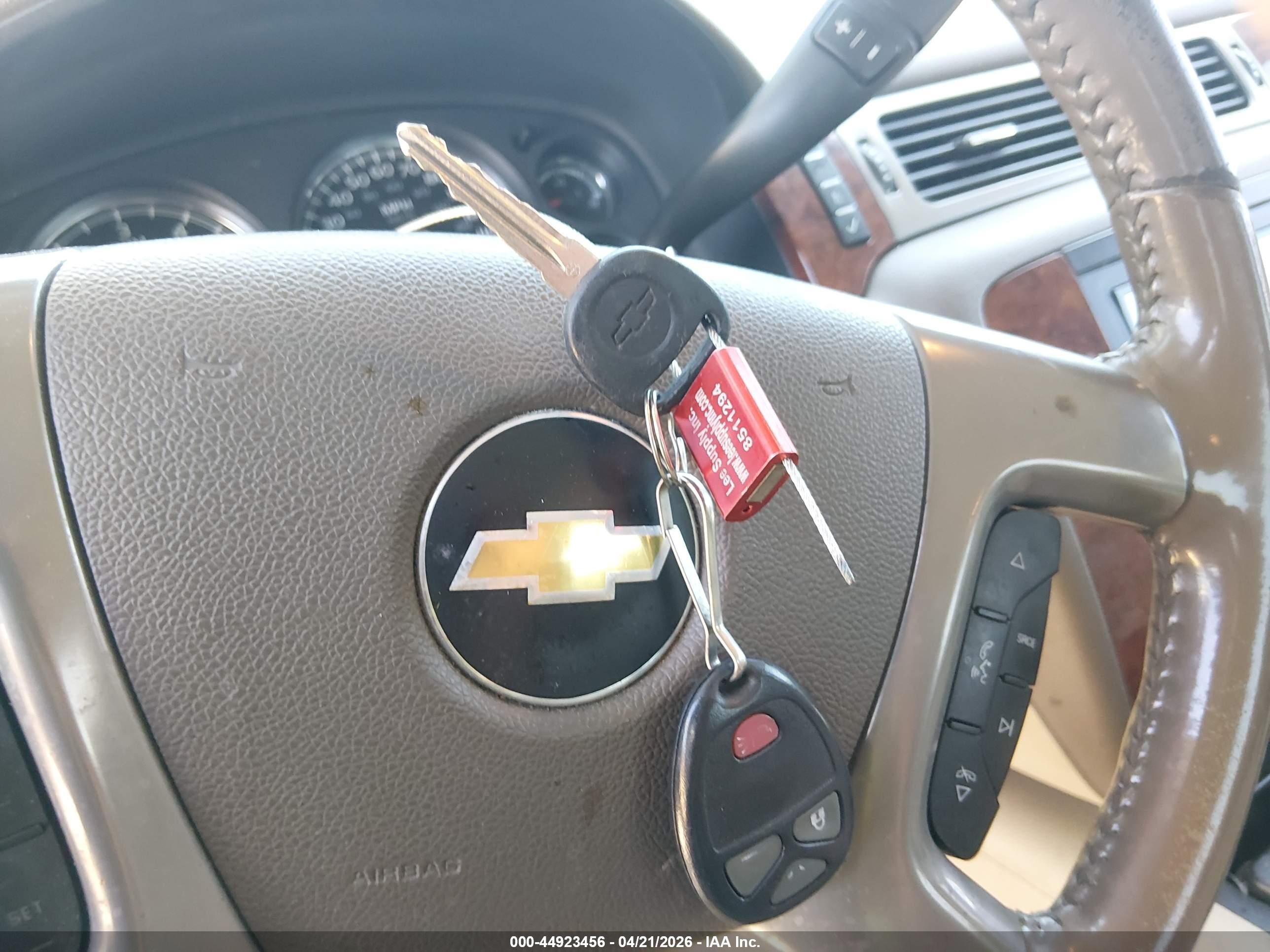 2012 Chevrolet Silverado 1500 Ltz White vin: 3GCPKTE7XCG168549