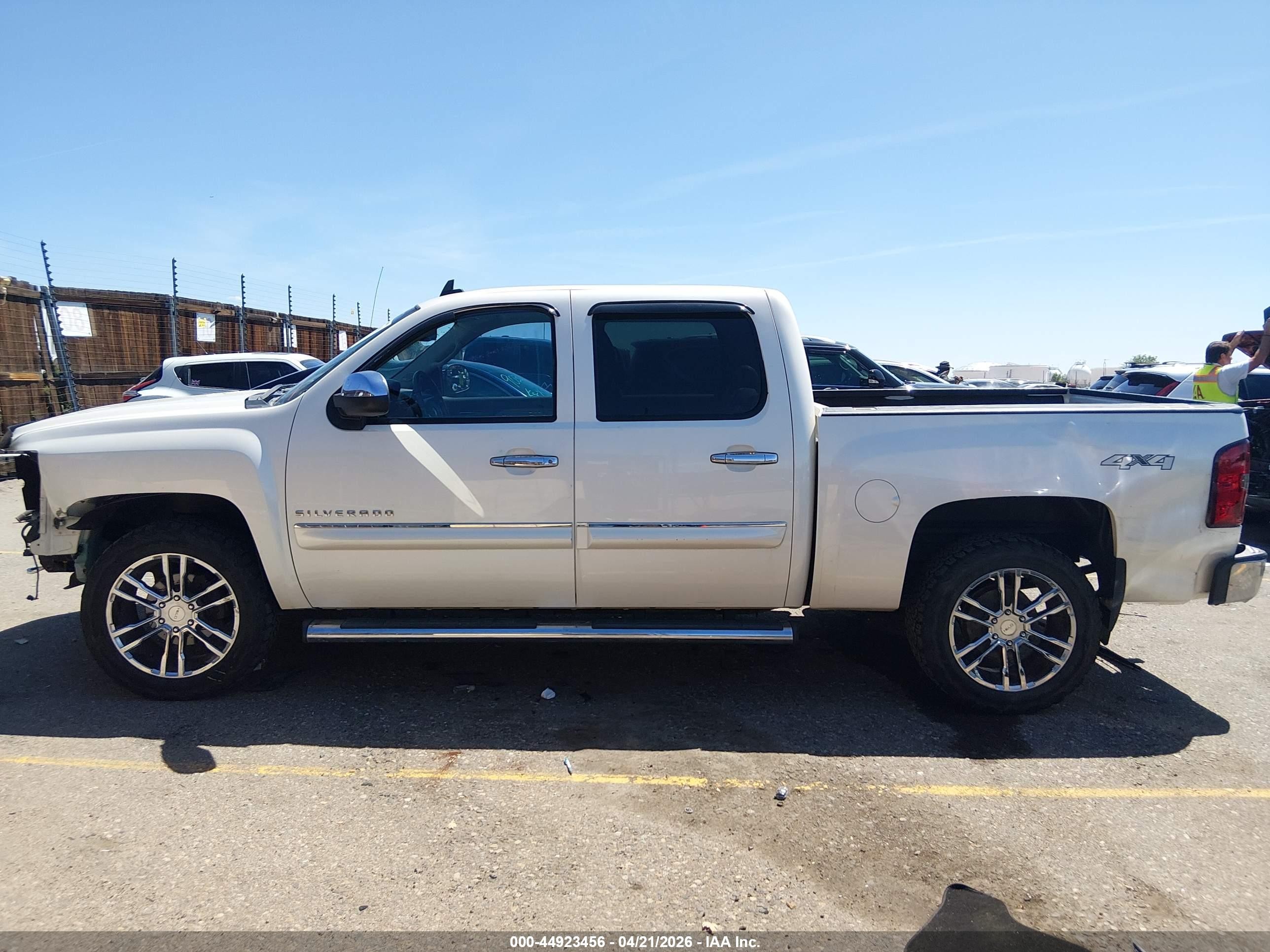 2012 Chevrolet Silverado 1500 Ltz White vin: 3GCPKTE7XCG168549