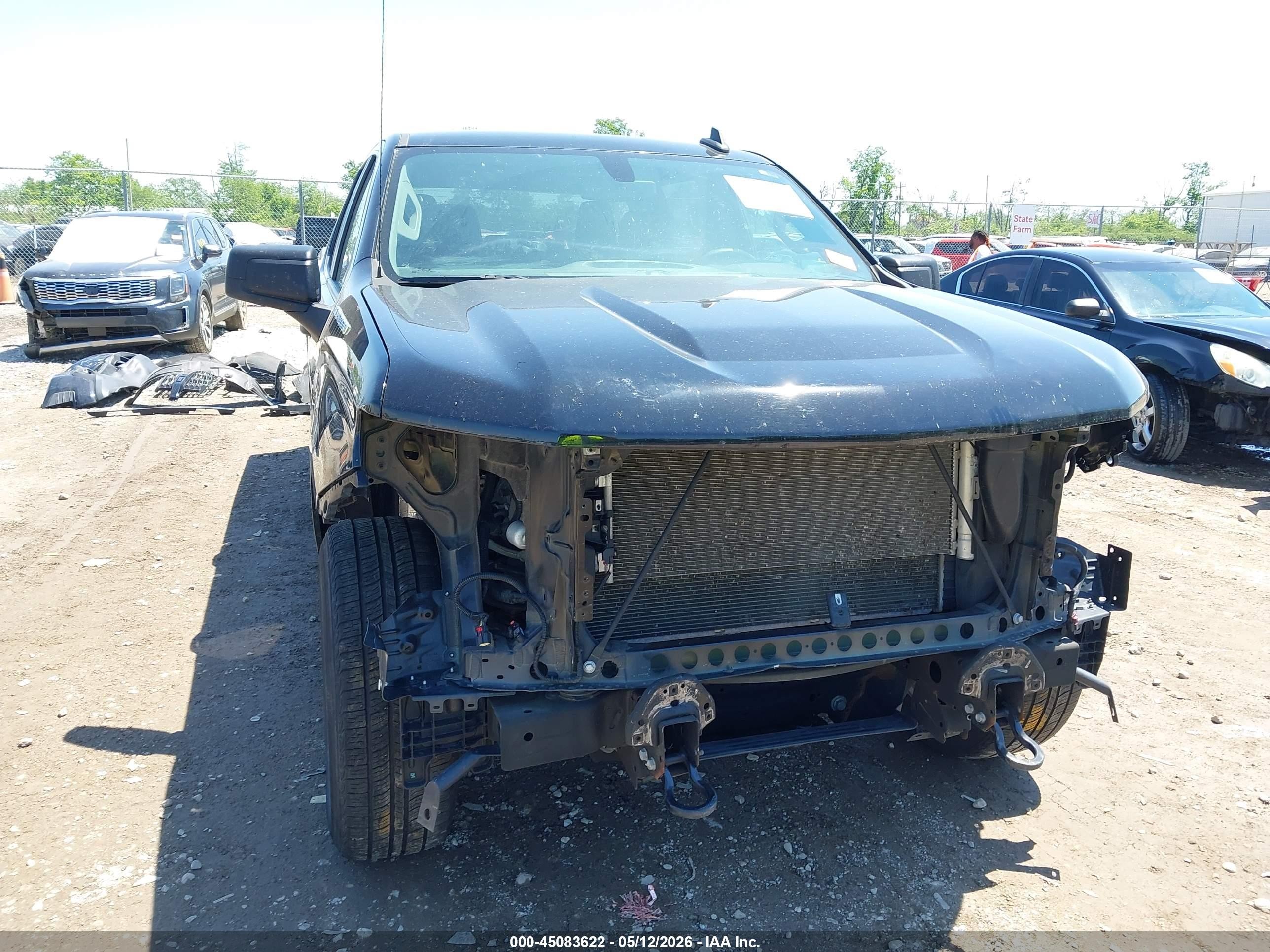 2020 Chevrolet Silverado 1500 2wd  Standard Bed Custom Черный vin: 3GCPWBEH1LG348610
