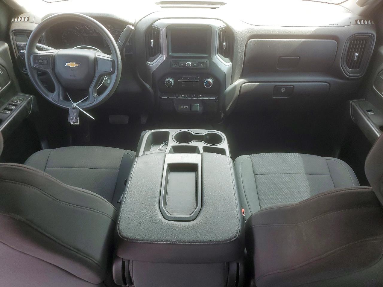 2022 Chevrolet Silverado Ltd C1500 Custom Красный vin: 3GCPWBEK9NG174297