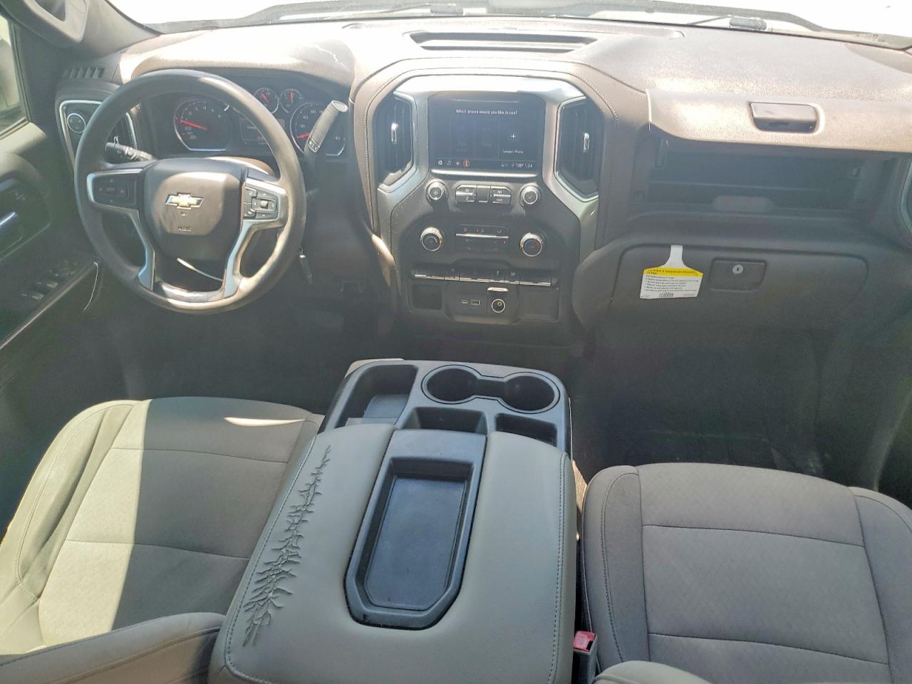 2019 Chevrolet Silverado C1500 Lt White vin: 3GCPWCED1KG181456