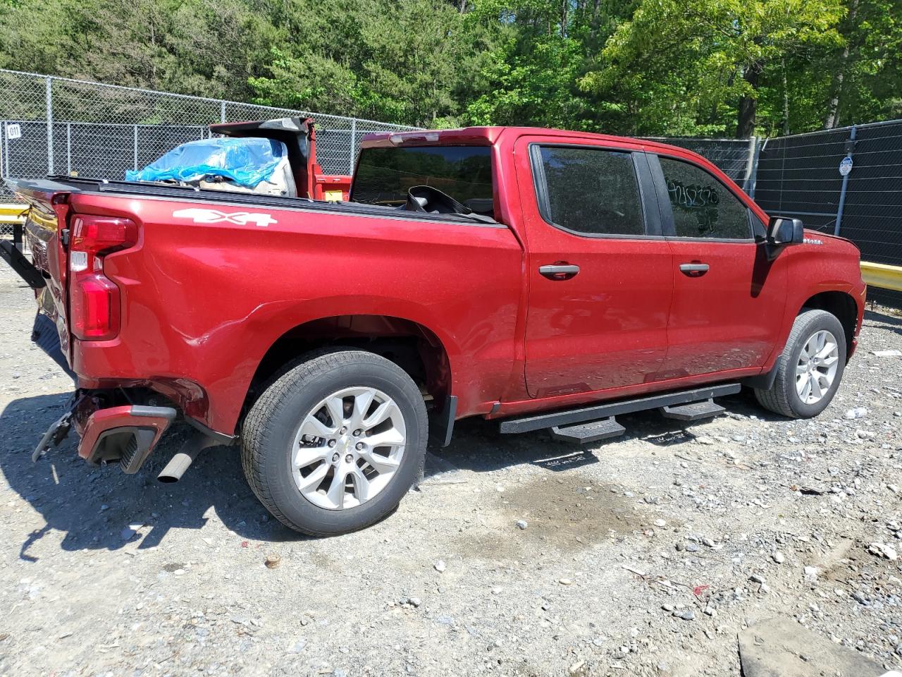 2021 Chevrolet Silverado K1500 Custom Burgundy vin: 3GCPYBEH6MG173072