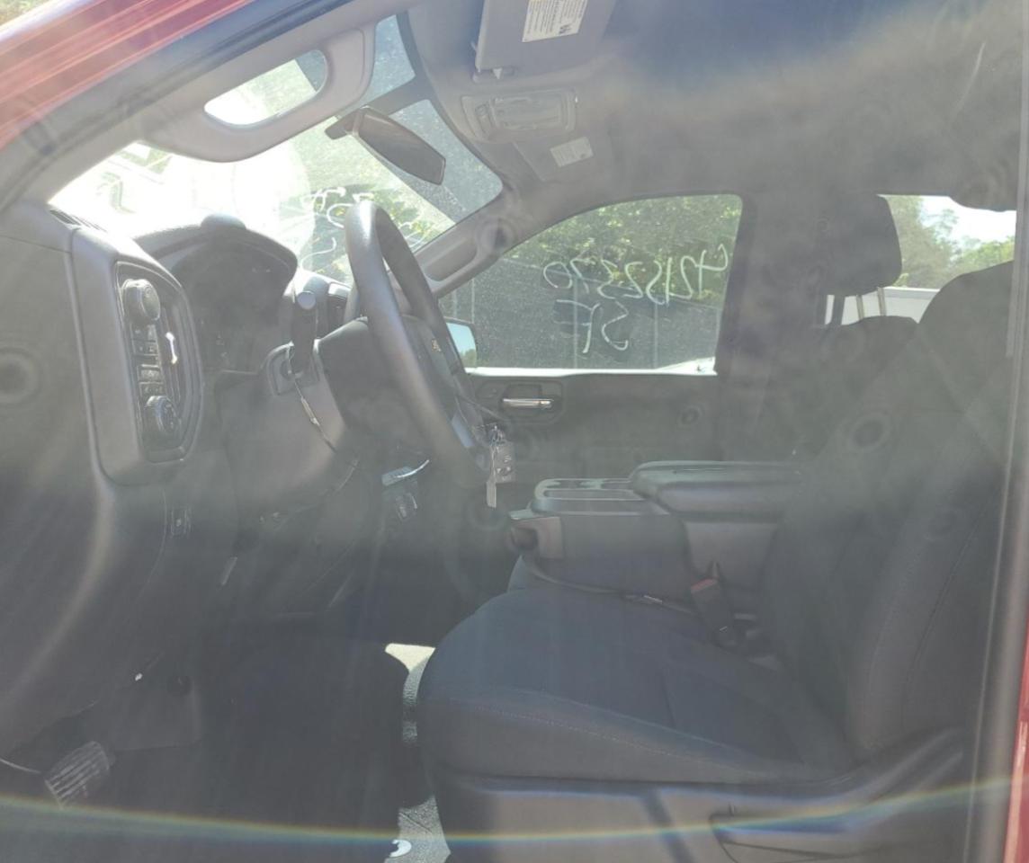 2021 Chevrolet Silverado K1500 Custom Burgundy vin: 3GCPYBEH6MG173072