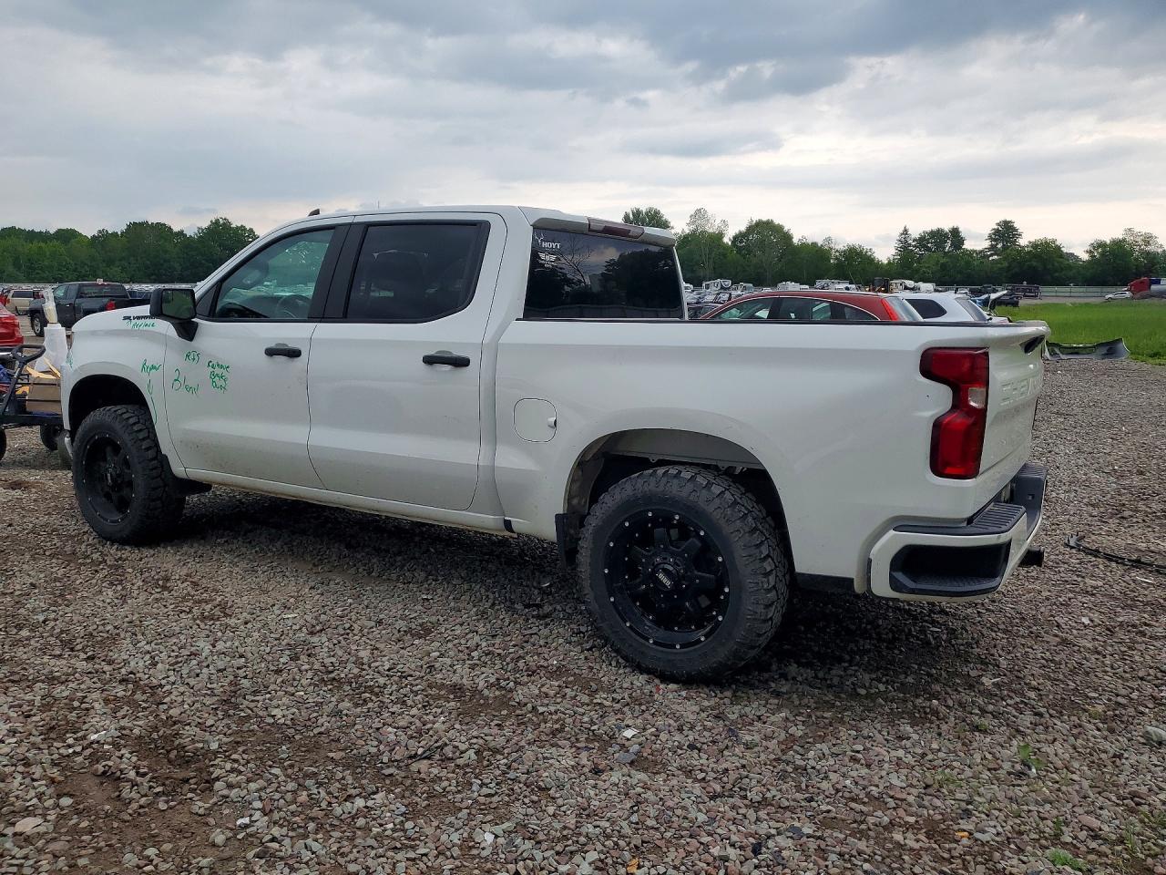 2020 Chevrolet Silverado K1500 Custom White vin: 3GCPYBEK9LG194864