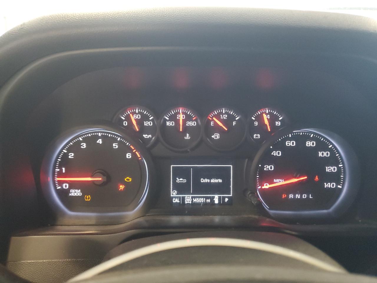 2019 Chevrolet Silverado K1500 Trail Boss Custom Silver vin: 3GCPYCEF0KG143048 Damage: Warning Light - Engine, On, Unacceptable