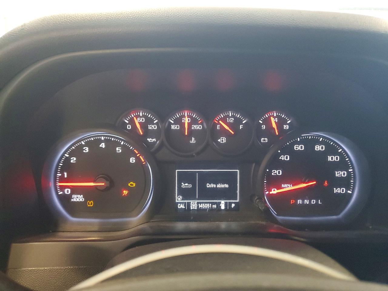 2019 Chevrolet Silverado K1500 Trail Boss Custom Silver vin: 3GCPYCEF0KG143048