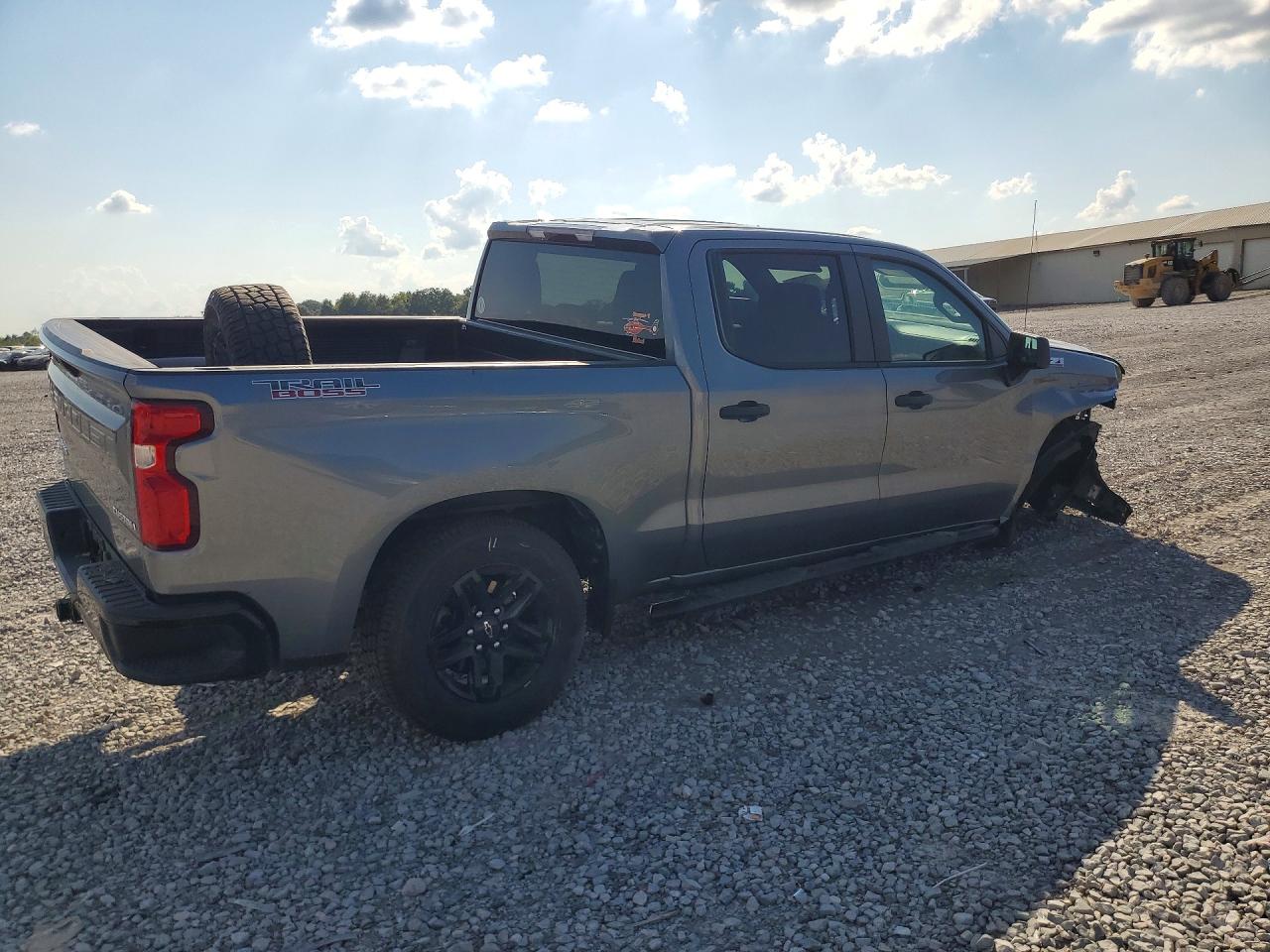 2020 Chevrolet Silverado K1500 Trail Boss Custom Gray vin: 3GCPYCEFXLG236807