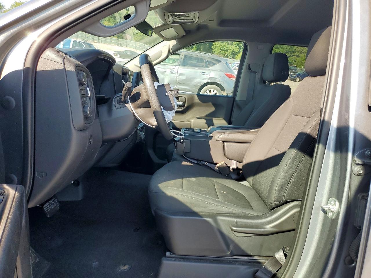 2020 Chevrolet Silverado K1500 Trail Boss Custom Gray vin: 3GCPYCEFXLG236807
