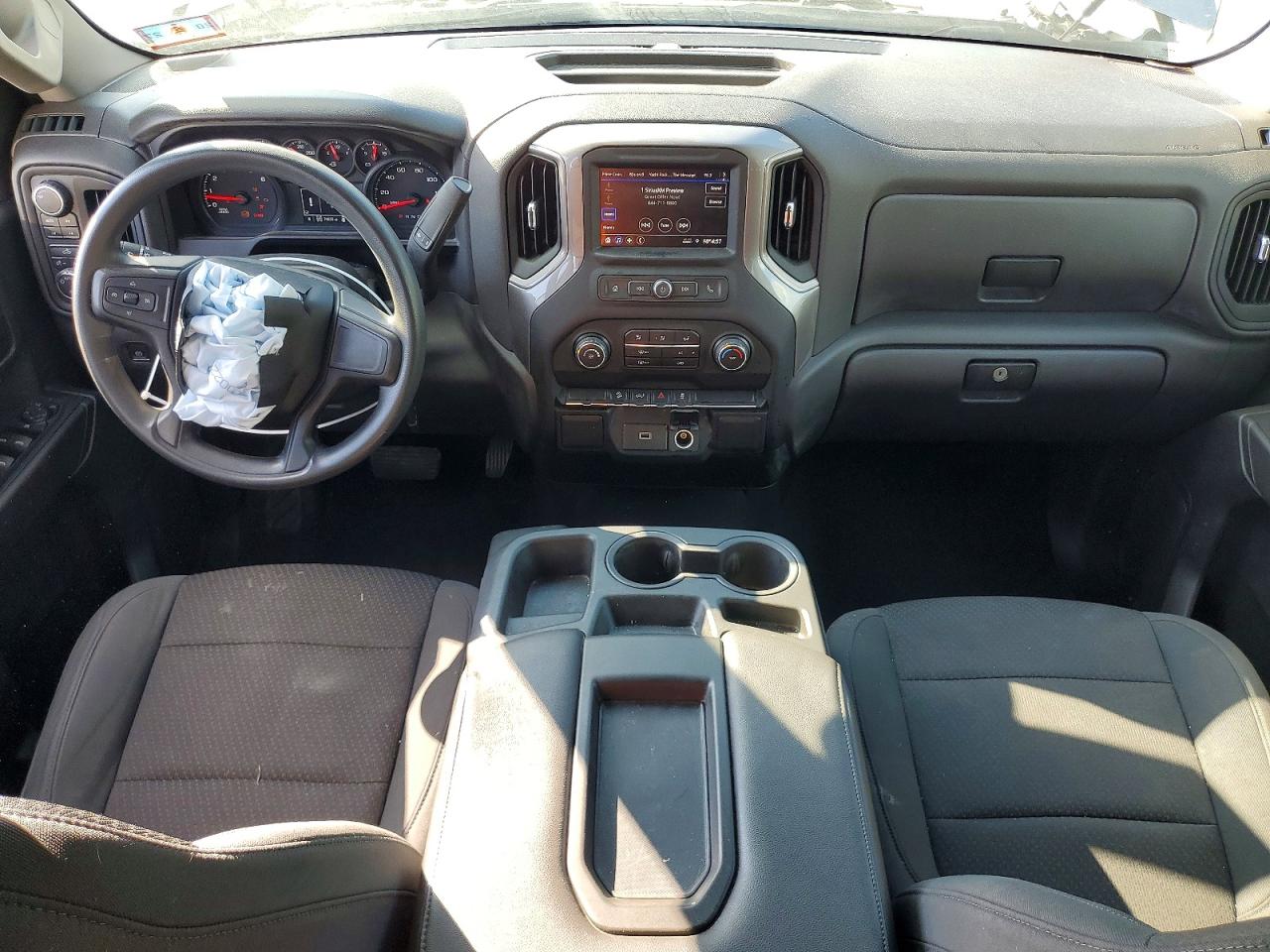 2020 Chevrolet Silverado K1500 Trail Boss Custom Gray vin: 3GCPYCEFXLG236807