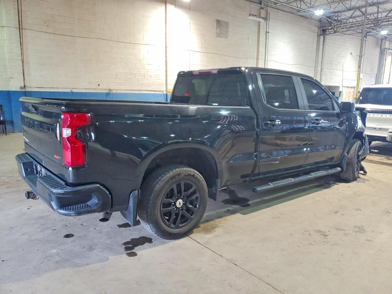 2021 Chevrolet Silverado K1500 Rst Черный vin: 3GCPYEEK7MG103996