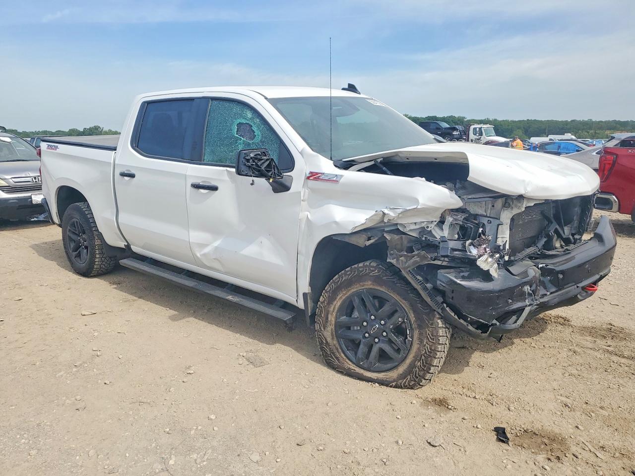2022 Chevrolet Silverado Ltd K1500 Lt Trail Boss White vin: 3GCPYFED1NG131561
