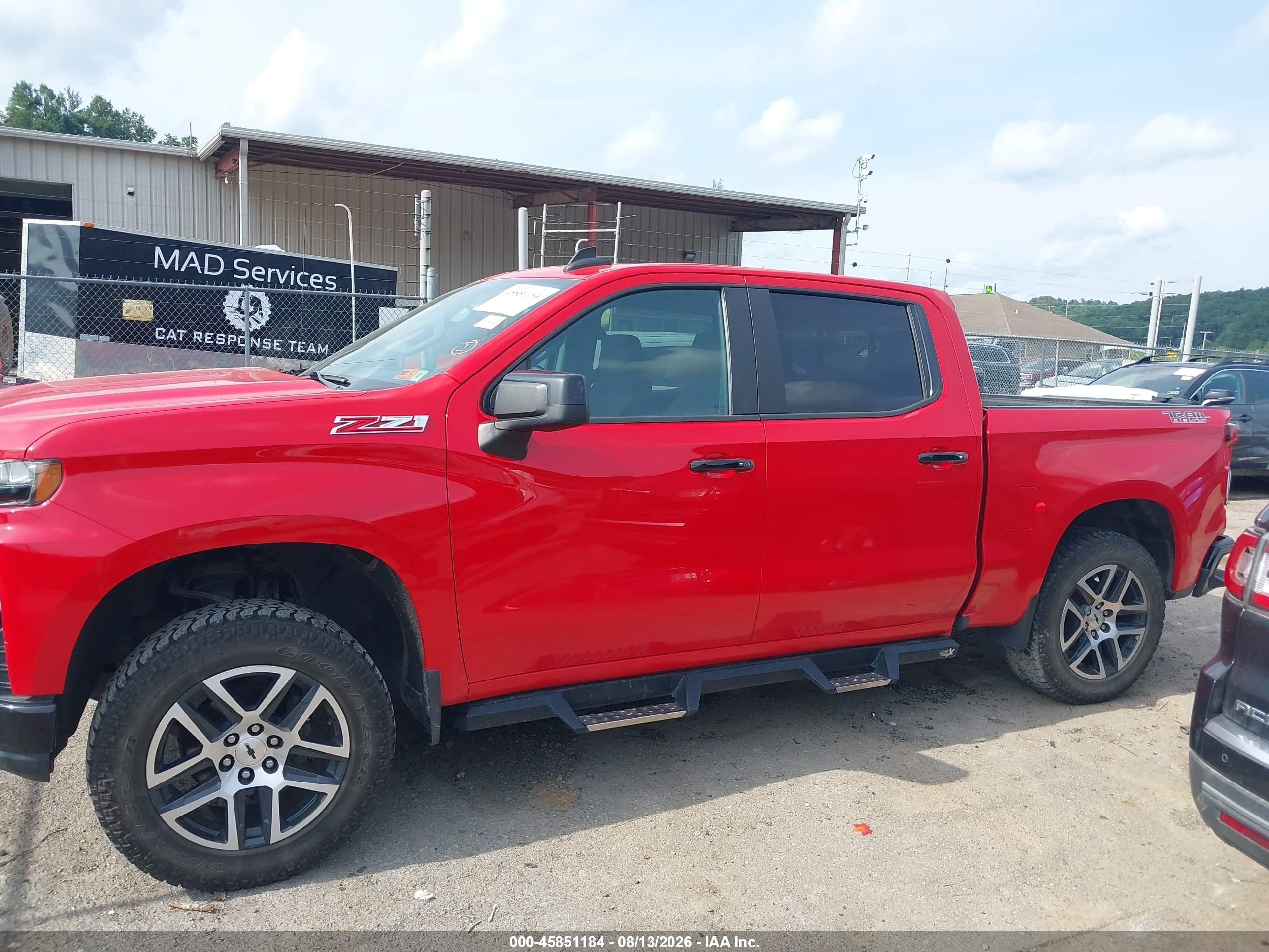 2019 Chevrolet Silverado 1500 Lt Trail Boss Red vin: 3GCPYFED2KG131158